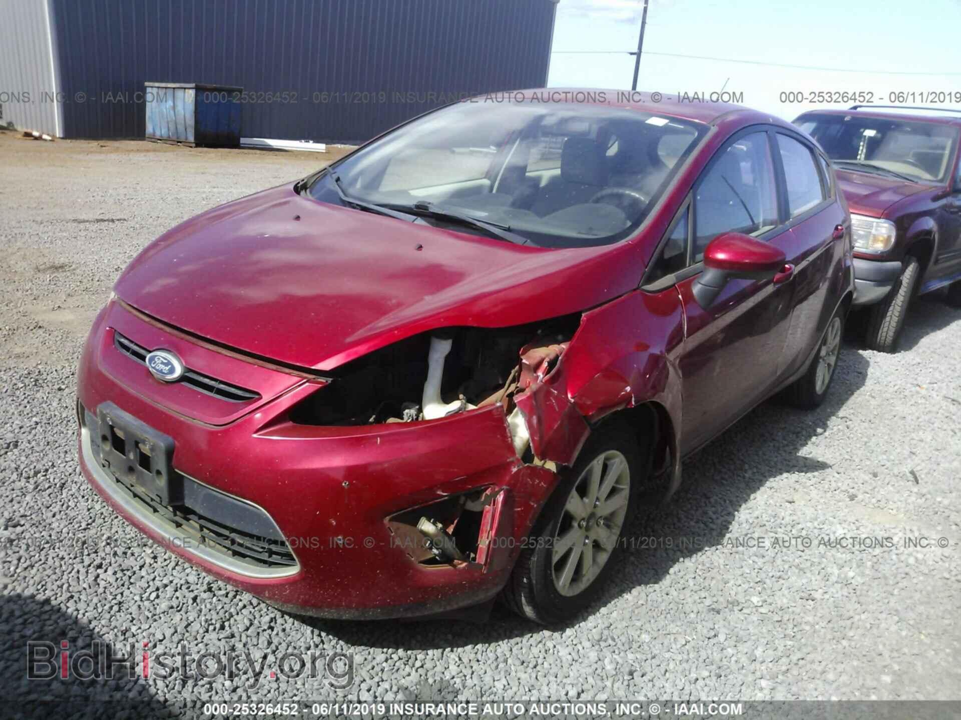 2011 FORD FIESTA - VIN: 3FADP4EJXBM177456 - Фото 2