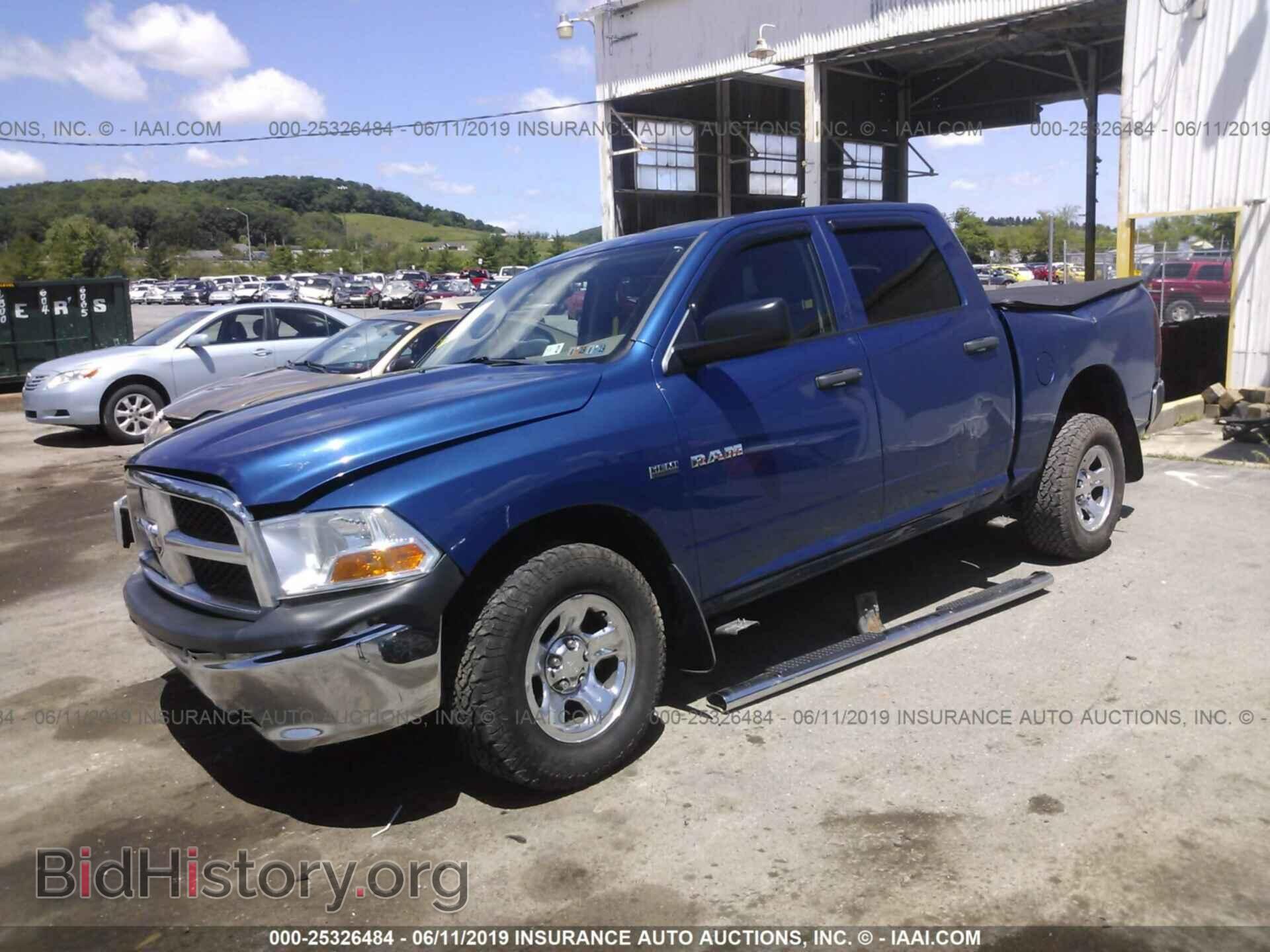 2010 DODGE RAM 1500 - VIN: 1D7RV1CT3AS192661 - Фото 2
