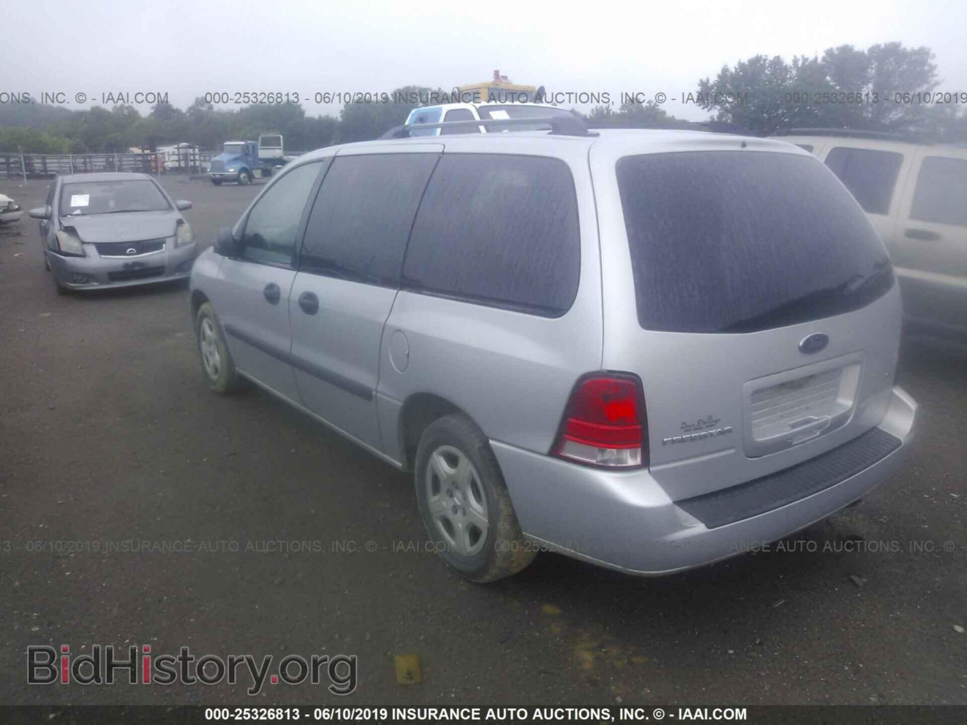 2007 FORD FREESTAR - VIN: 2FMZA516X7BA01018 - Фото 3