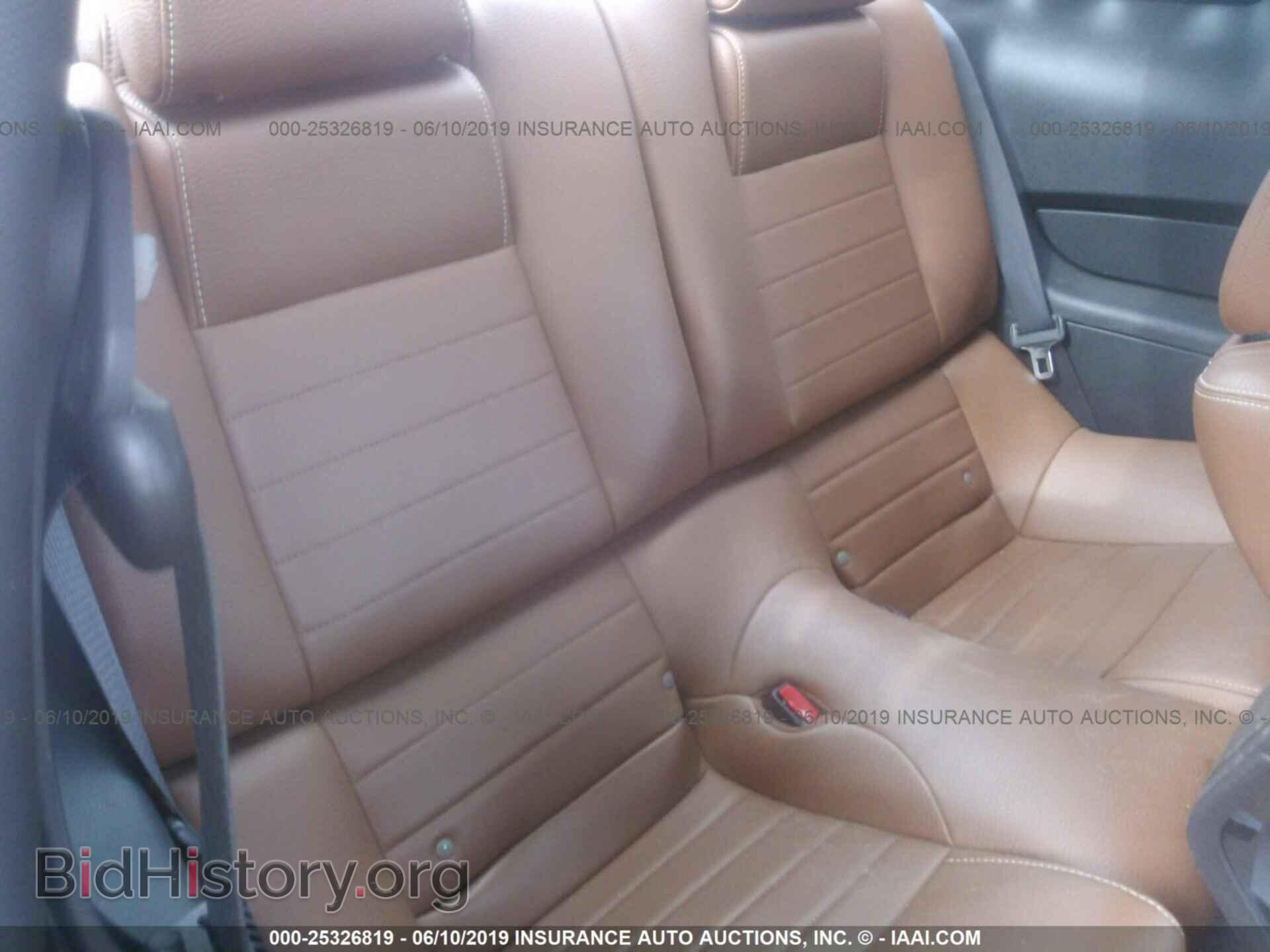 2011 FORD MUSTANG - VIN: 1ZVBP8CF3B5105427 - Фото 8