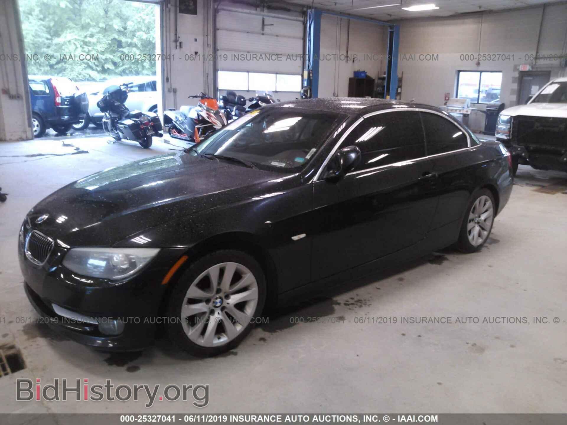 2011 BMW 328 - VIN: WBADW3C58BE537615 - Фото 2