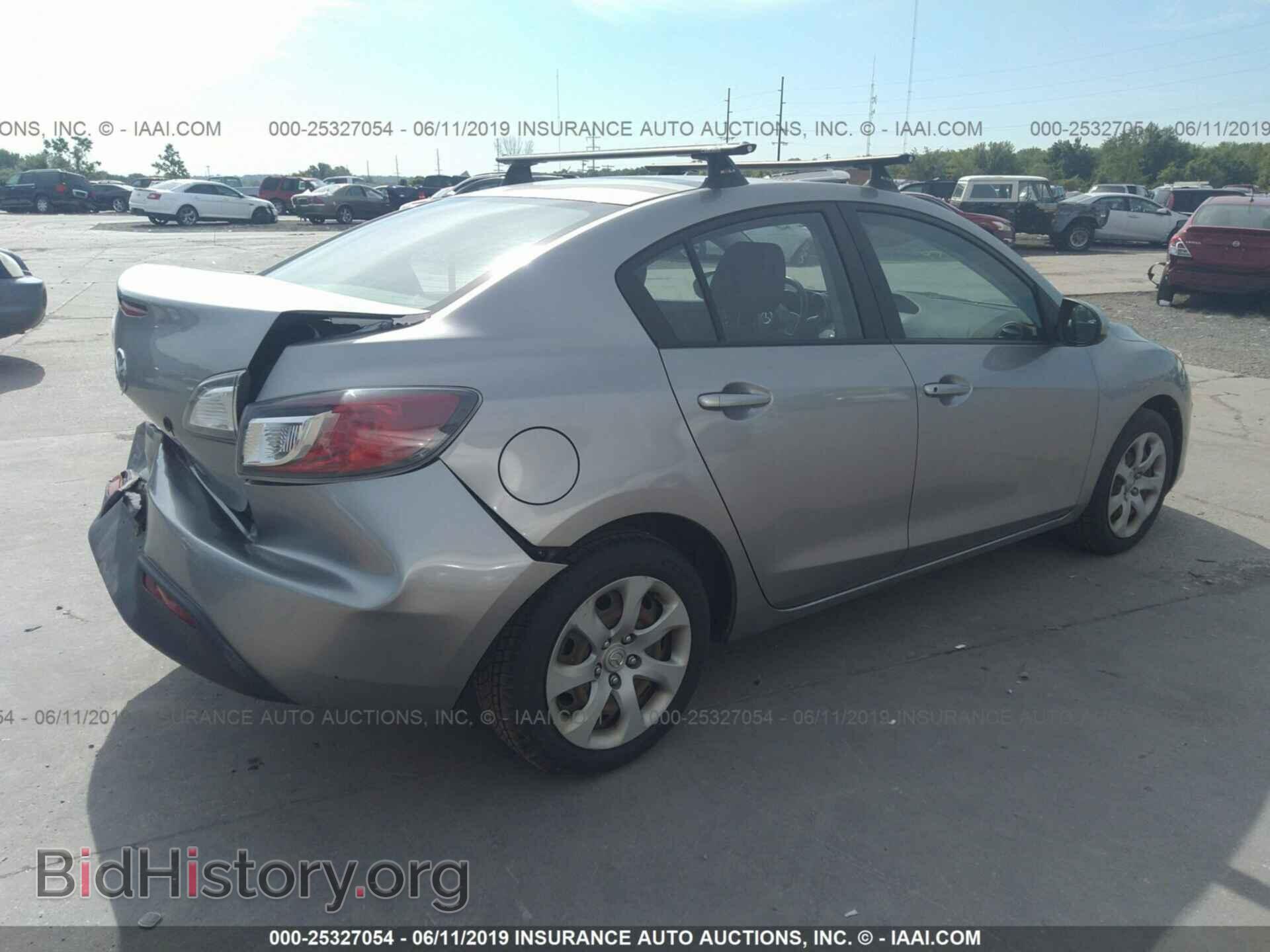 2011 MAZDA 3 - VIN: JM1BL1UG2B1437721 - Фото 4