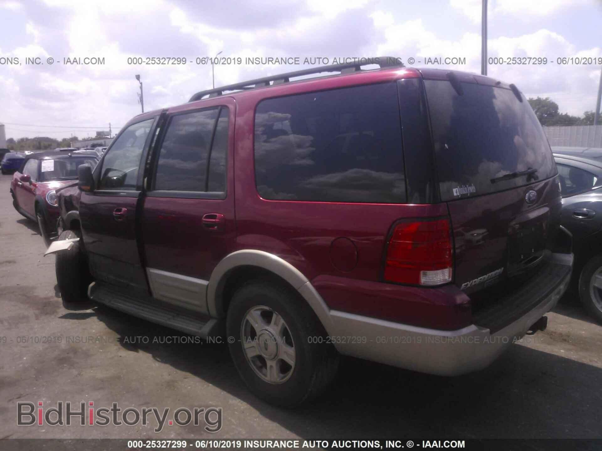 2005 FORD EXPEDITION - VIN: 1FMPU175X5LA20106 - Фото 3
