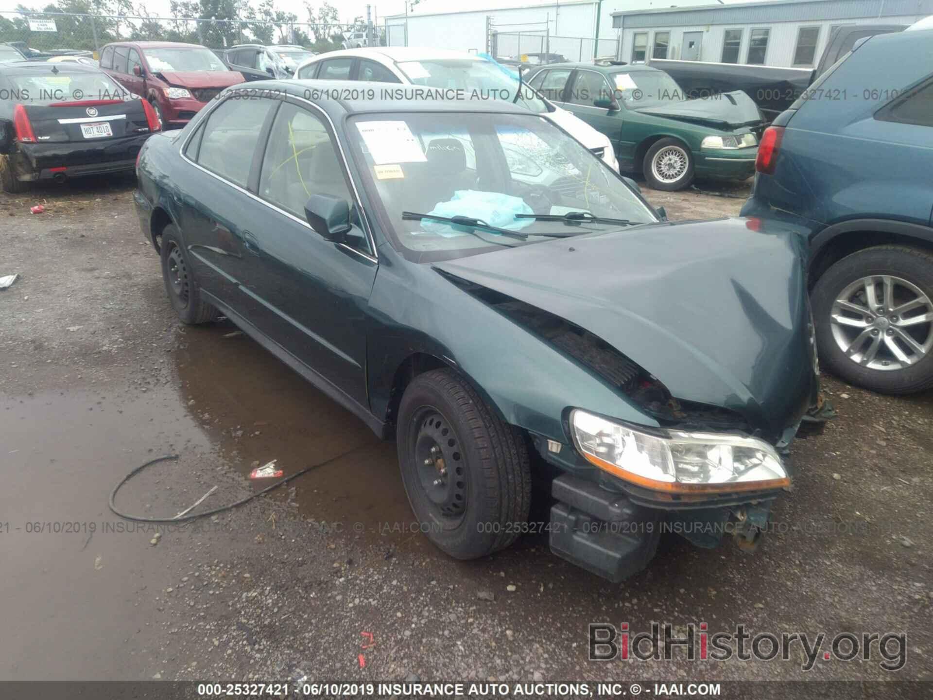 Photo JHMCG56472C024070 - HONDA ACCORD 2002