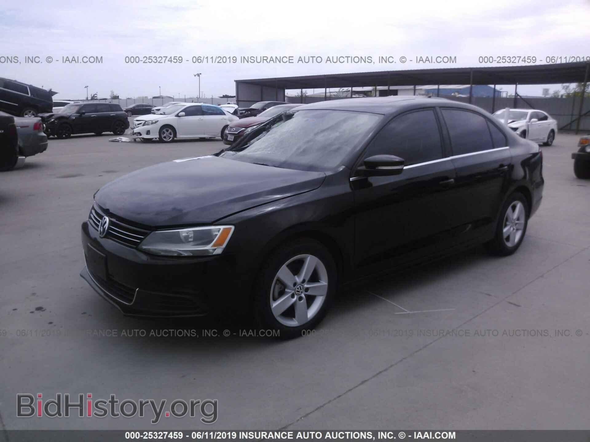 2014 VOLKSWAGEN JETTA - VIN: 3VWLL7AJ3EM435570 - Фото 2