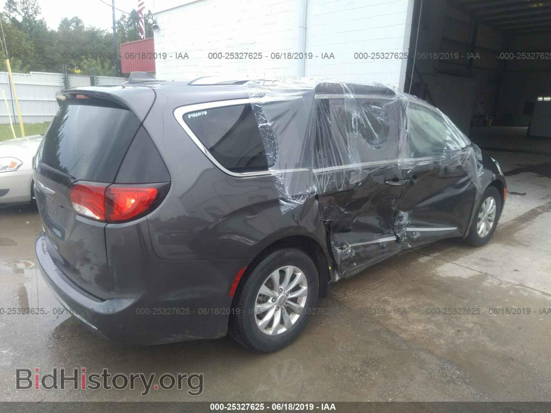 2018 CHRYSLER PACIFICA - VIN: 2C4RC1BG3JR246885 - Photo 4