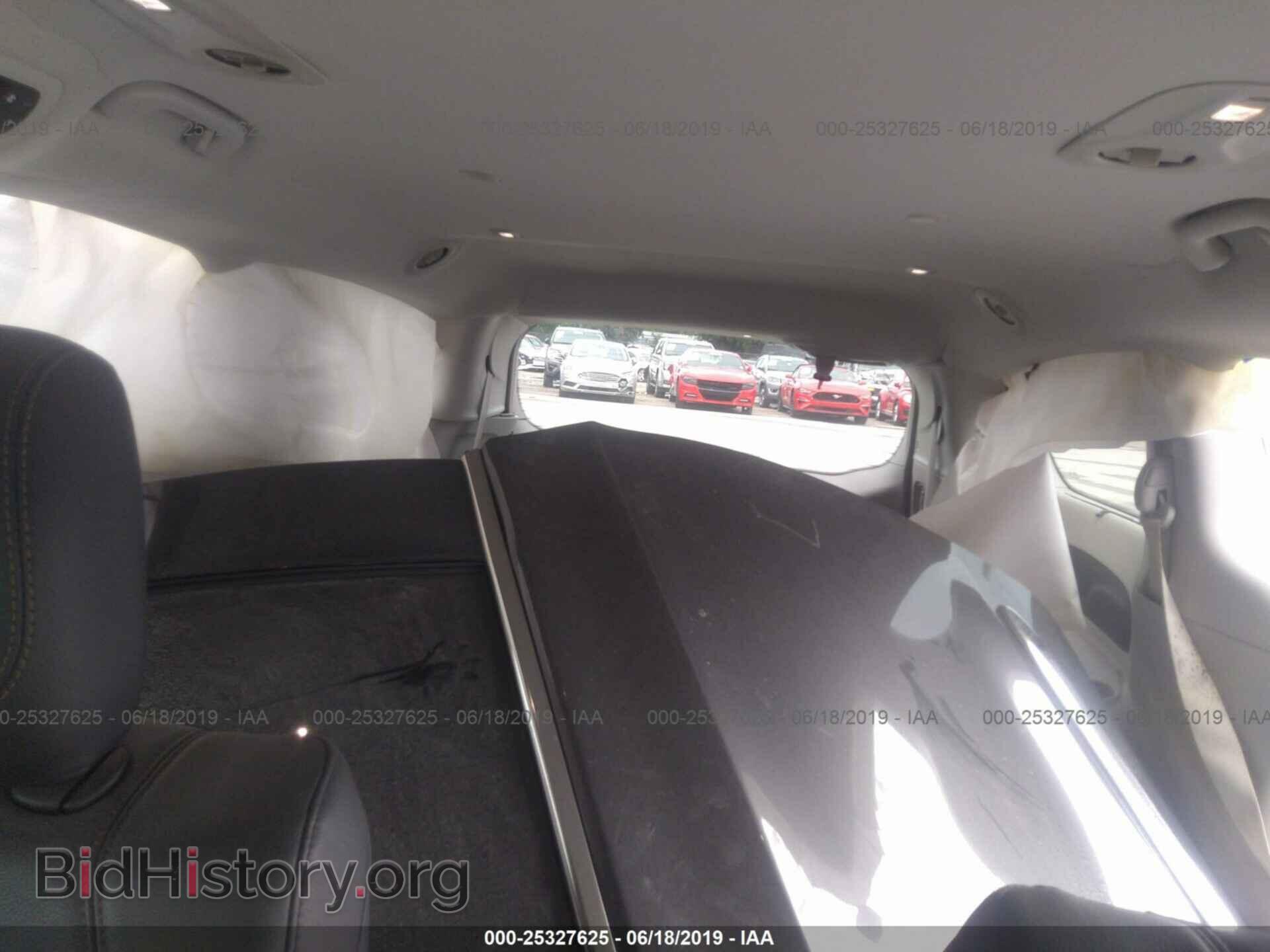 2018 CHRYSLER PACIFICA - VIN: 2C4RC1BG3JR246885 - Photo 8