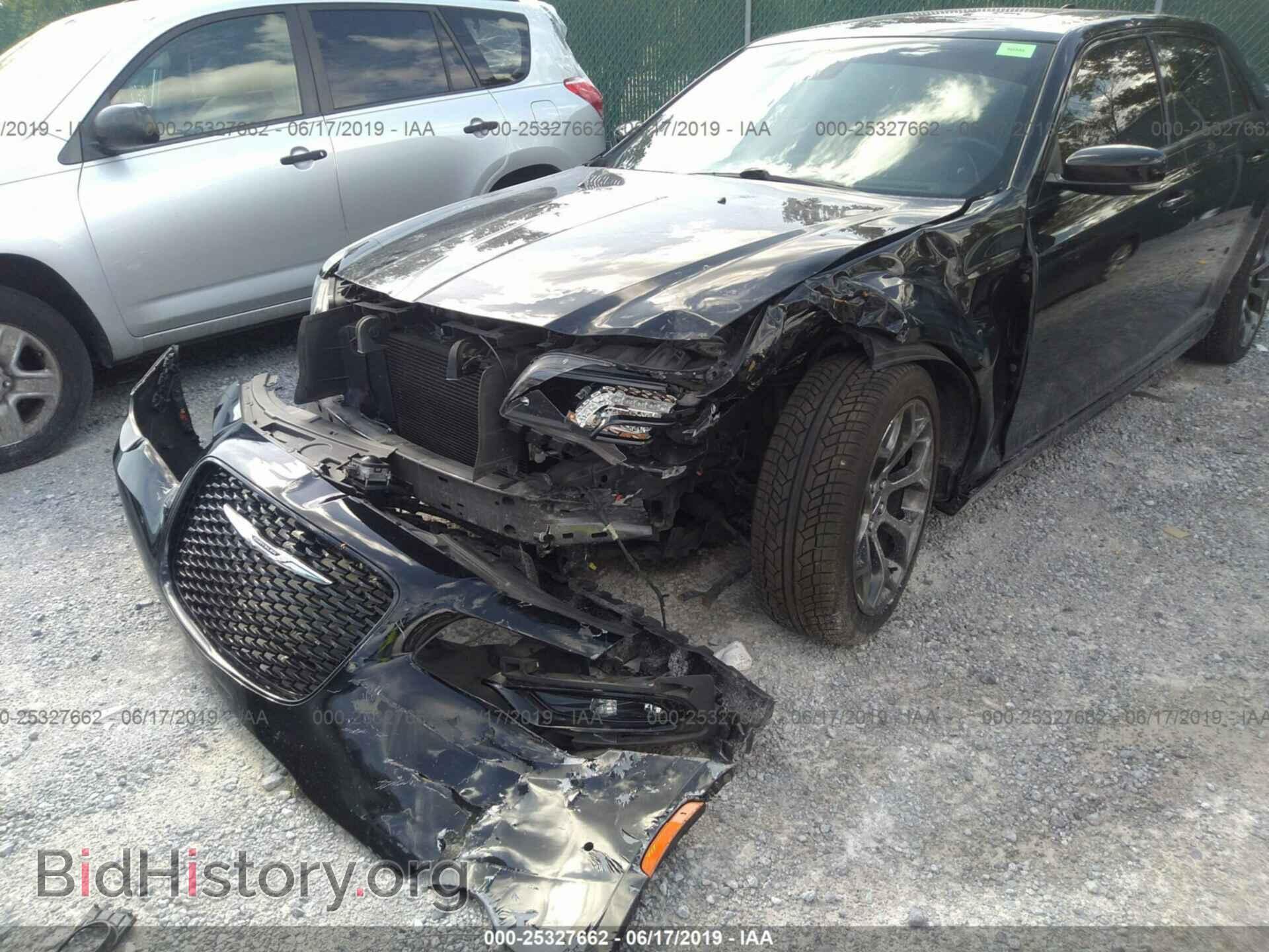 2015 CHRYSLER 300 - VIN: 2C3CCABT2FH766953 - Photo 2