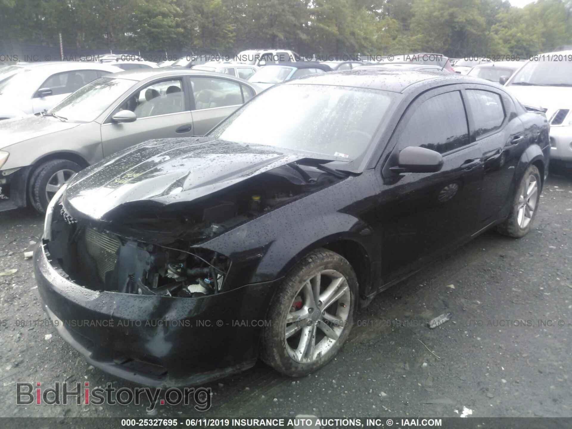 2011 DODGE AVENGER - VIN: 1B3BD1FG8BN605592 - Фото 2