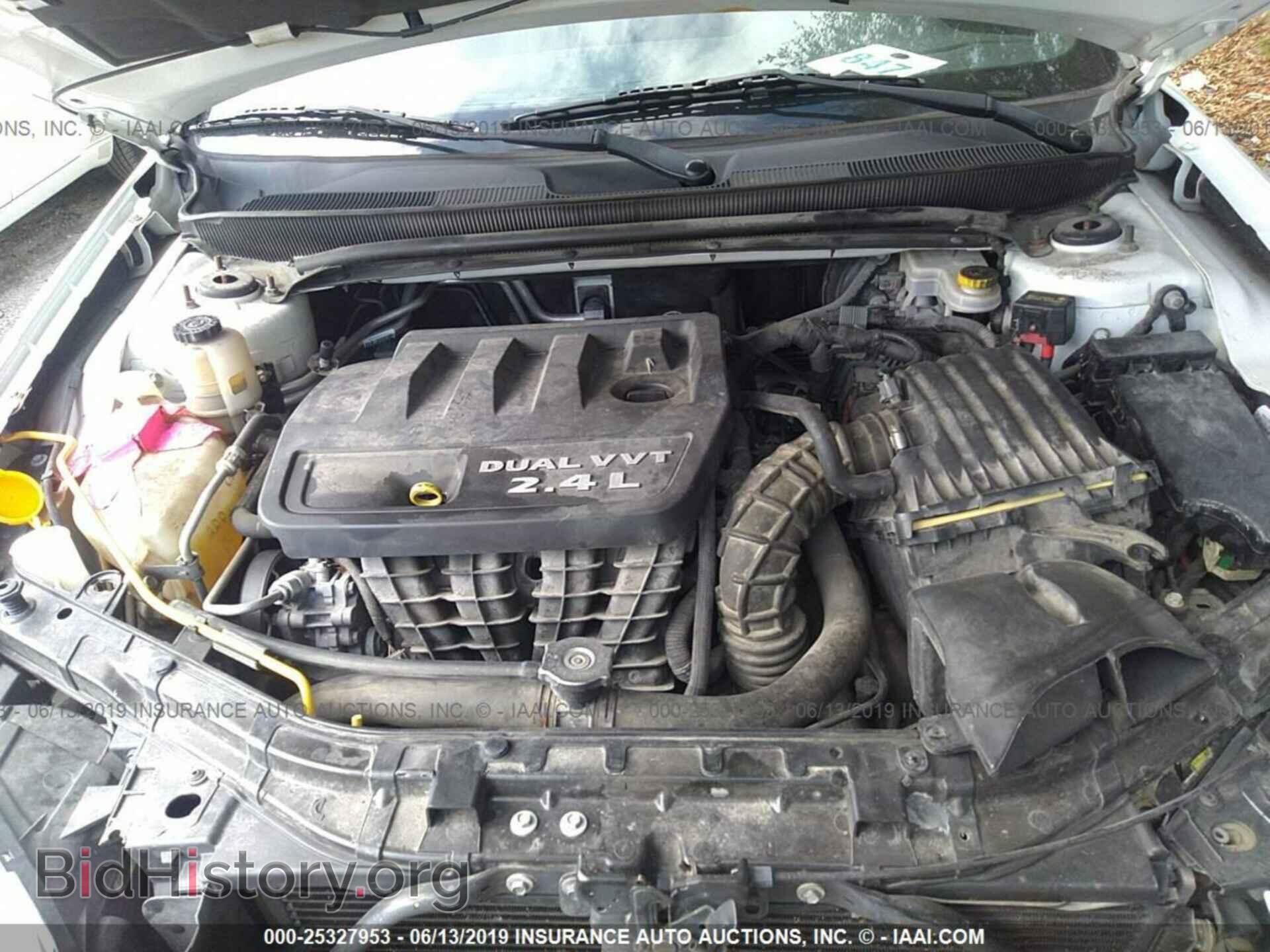 2011 CHRYSLER 200 - VIN: 1C3BC1FB4BN568695 - Фото 10
