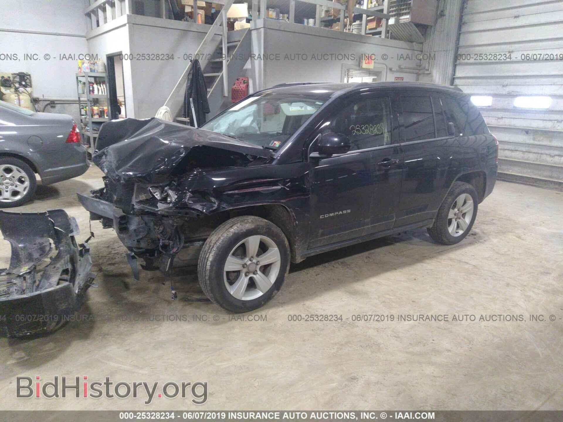 2014 JEEP COMPASS - VIN: 1C4NJDEB4ED521663 - Photo 2