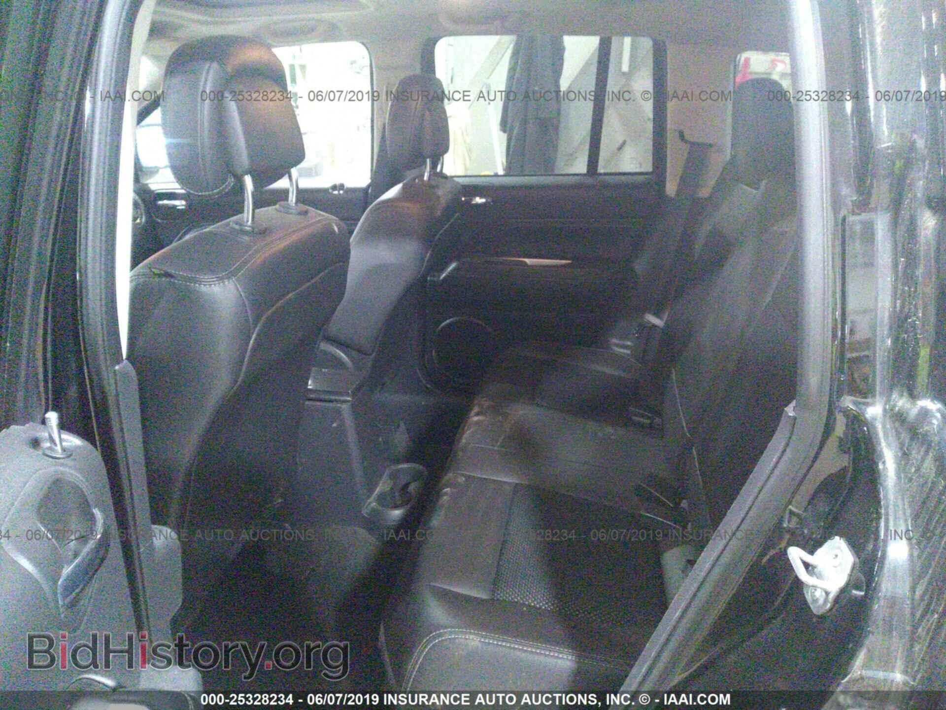 2014 JEEP COMPASS - VIN: 1C4NJDEB4ED521663 - Photo 8