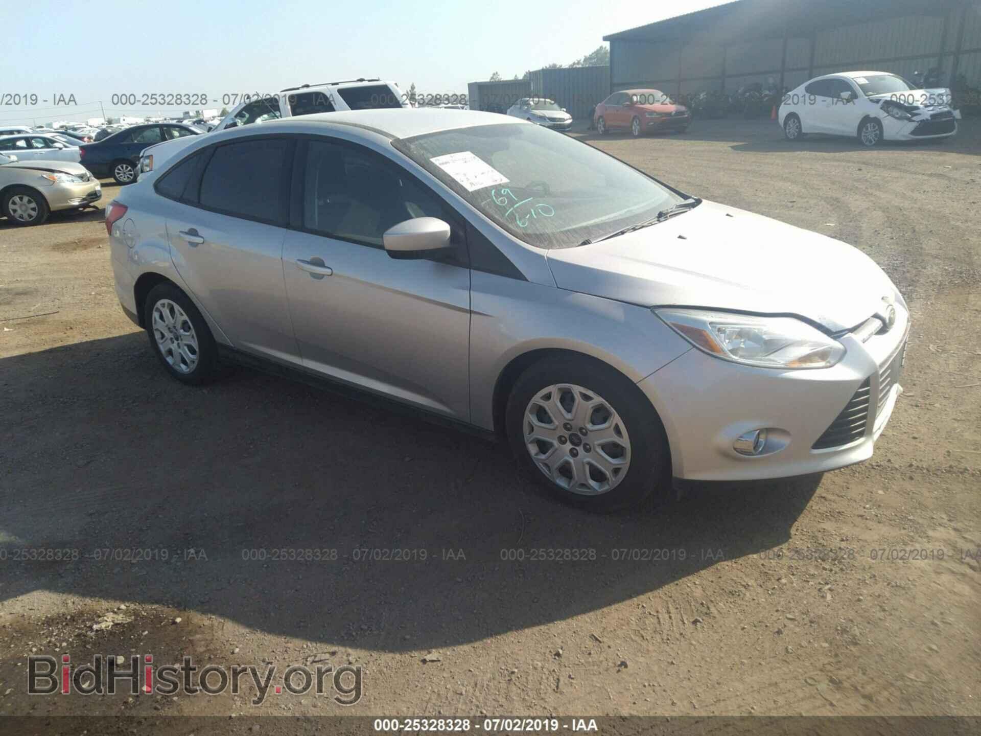 Photo 1FAHP3F27CL185505 - FORD FOCUS 2012