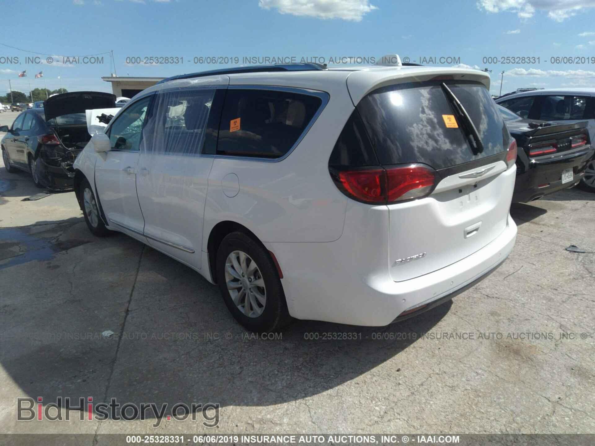 2019 CHRYSLER PACIFICA - VIN: 2C4RC1BG2KR560366 - Photo 3