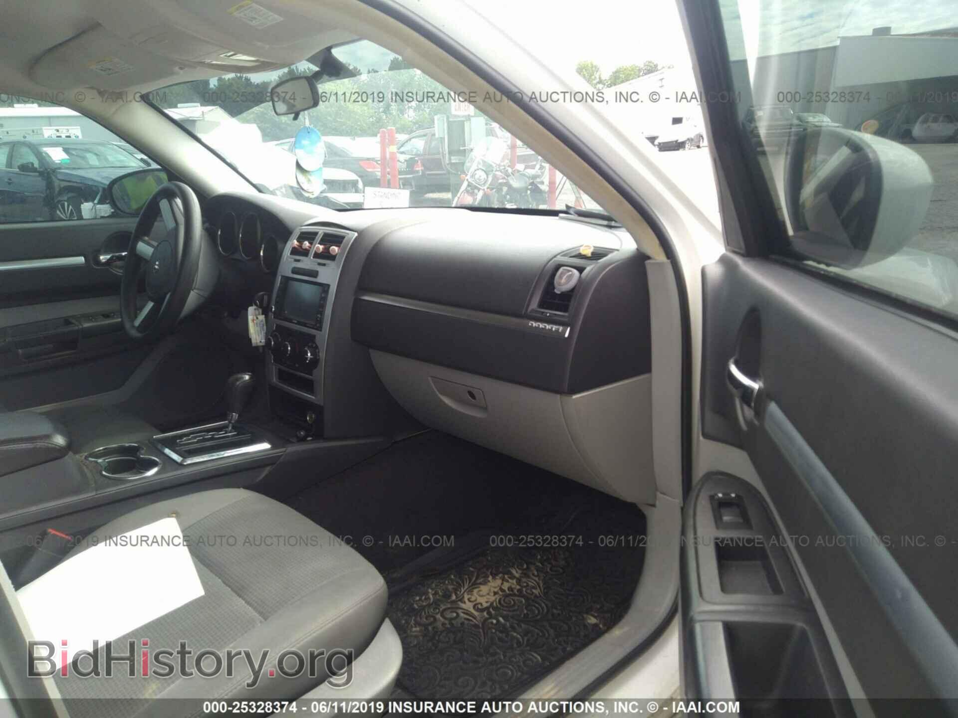 2010 DODGE CHARGER - VIN: 2B3CA4CD0AH143559 - Фото 5