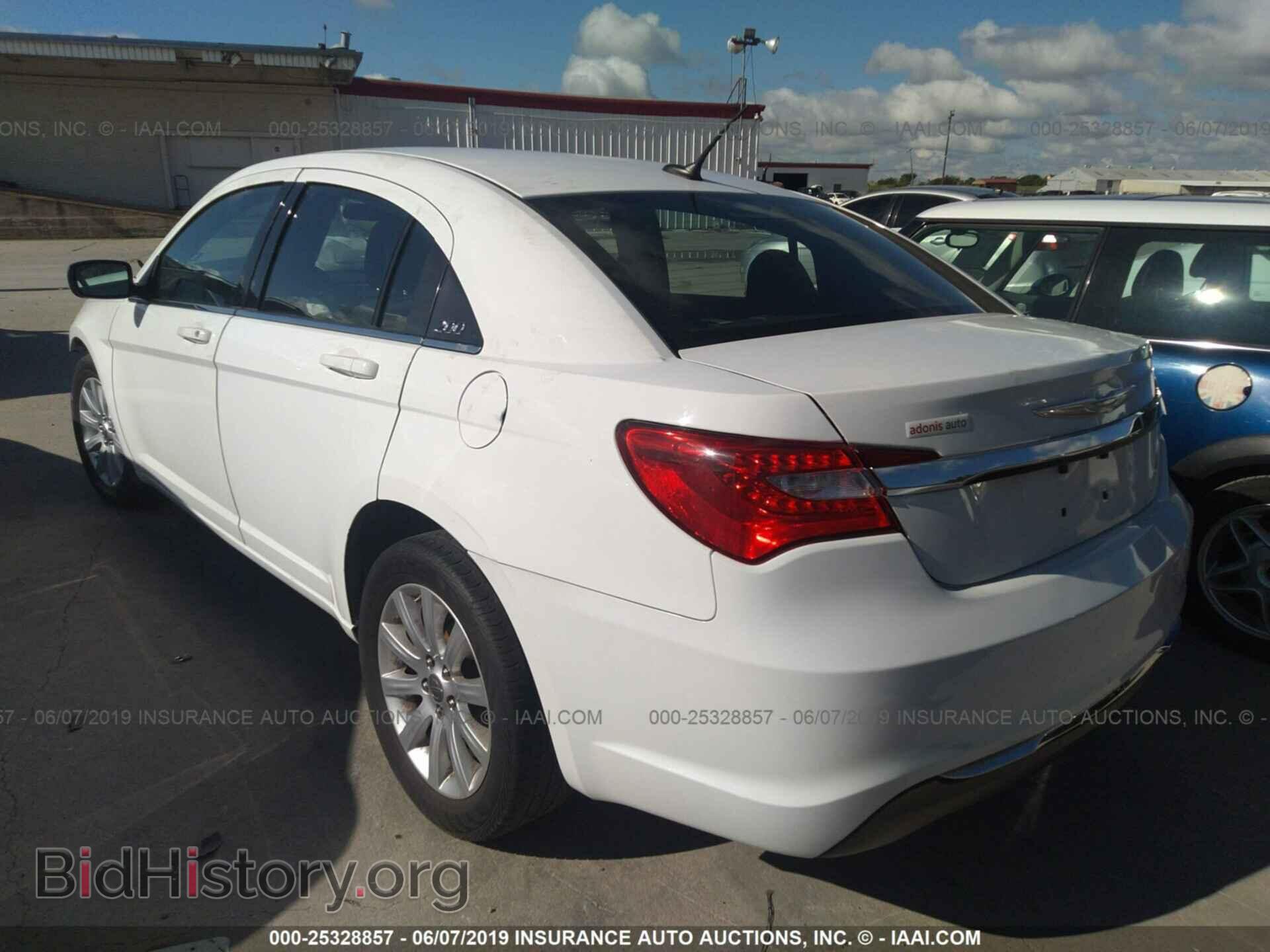 2014 CHRYSLER 200 - VIN: 1C3CCBBB7EN112131 - Photo 3
