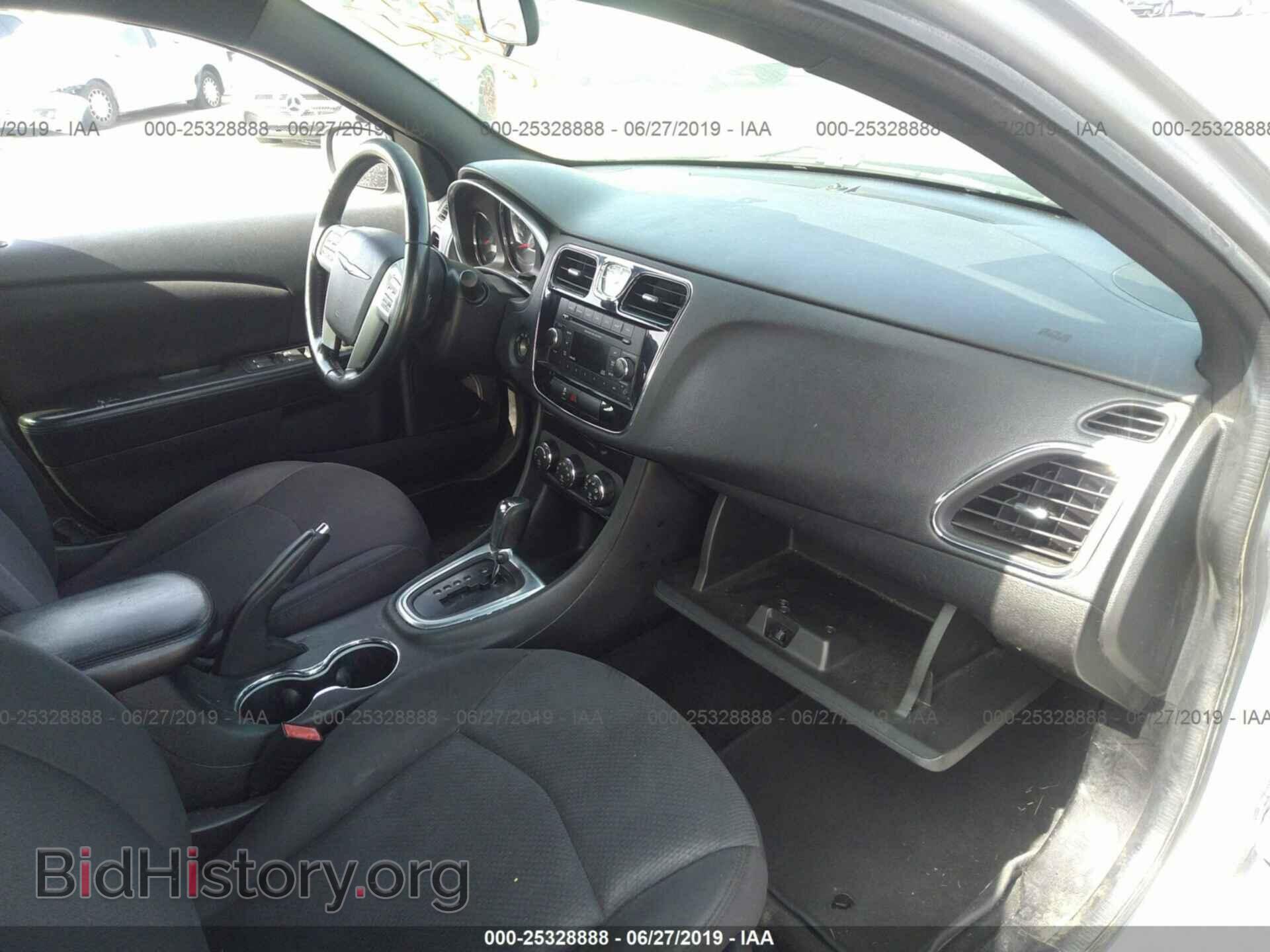 2013 CHRYSLER 200 - VIN: 1C3CCBBB7DN695461 - Photo 5