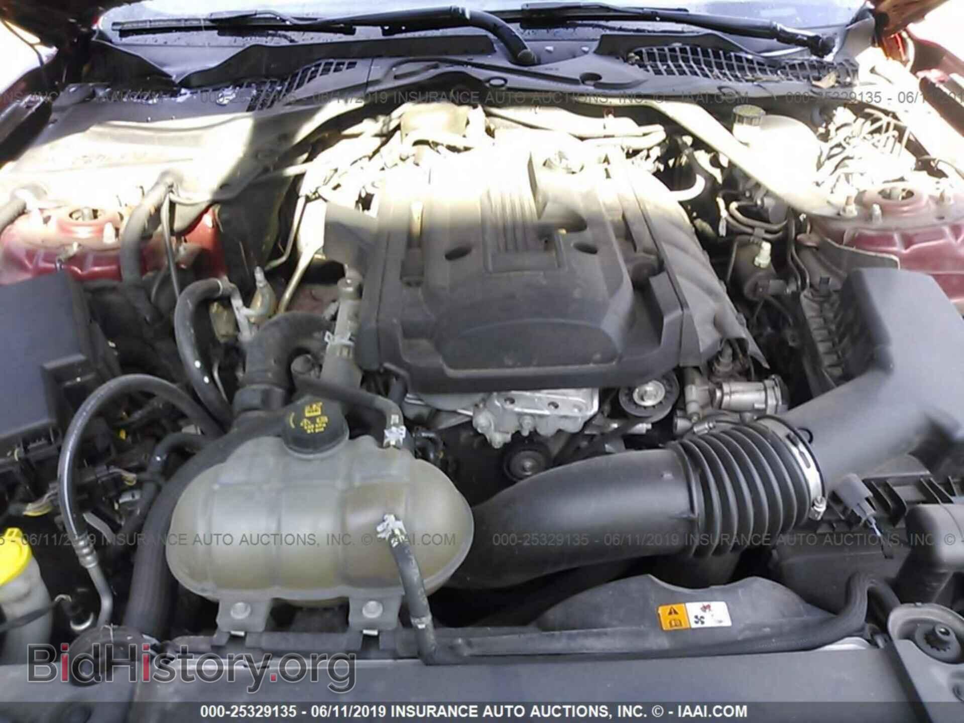 2015 FORD MUSTANG - VIN: 1FATP8UH9F5426567 - Фото 10