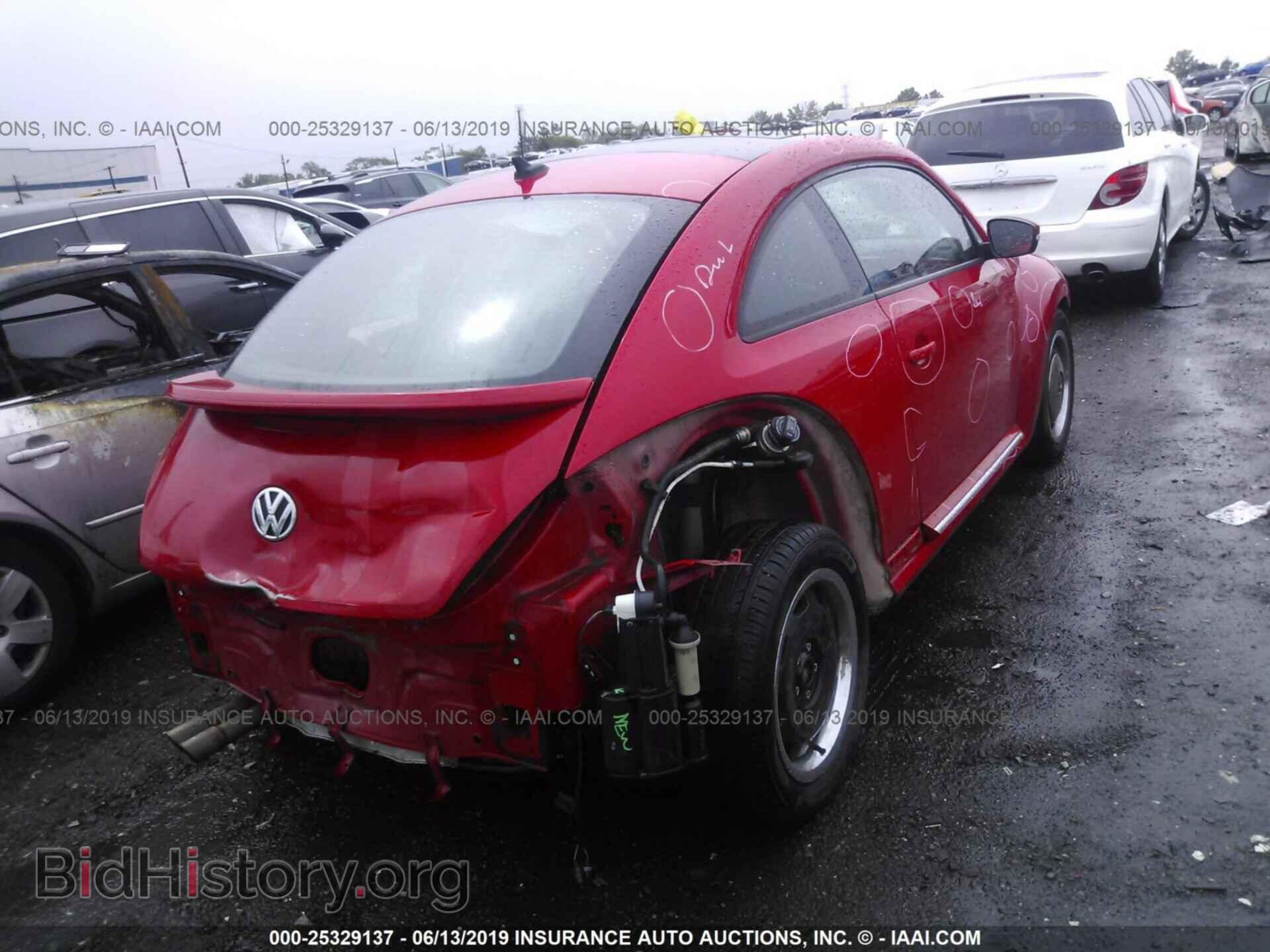 2012 VOLKSWAGEN BEETLE - VIN: 3VWJP7AT2CM622339 - Фото 4