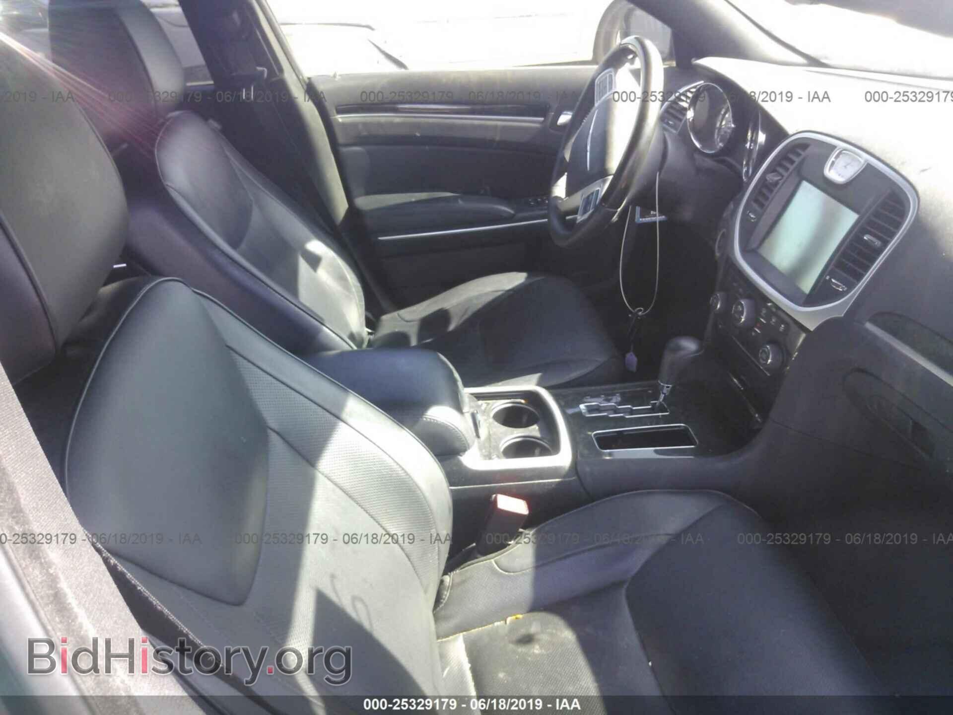 2012 CHRYSLER 300C - VIN: 2C3CCAET0CH264255 - Фото 5