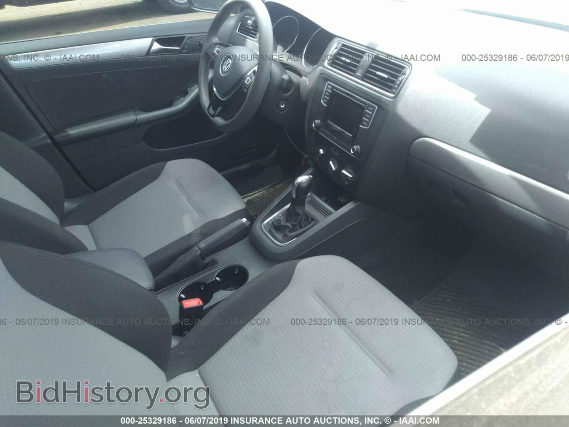 2017 VOLKSWAGEN JETTA - VIN: 3VW2B7AJ1HM228999 - Фото 5