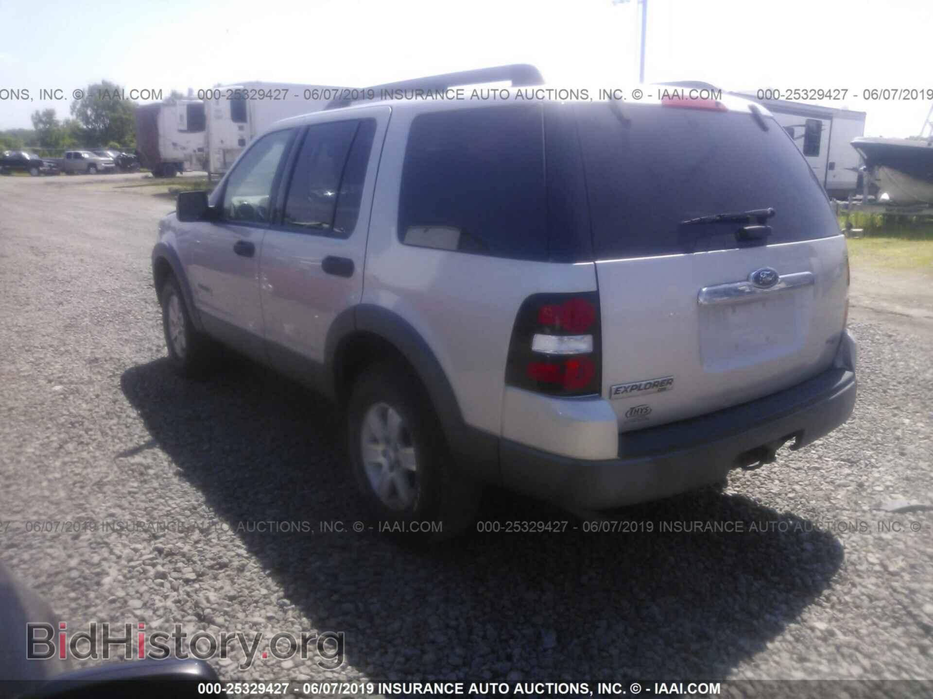 2006 FORD EXPLORER - VIN: 1FMEU63E86UA53689 - Фото 3