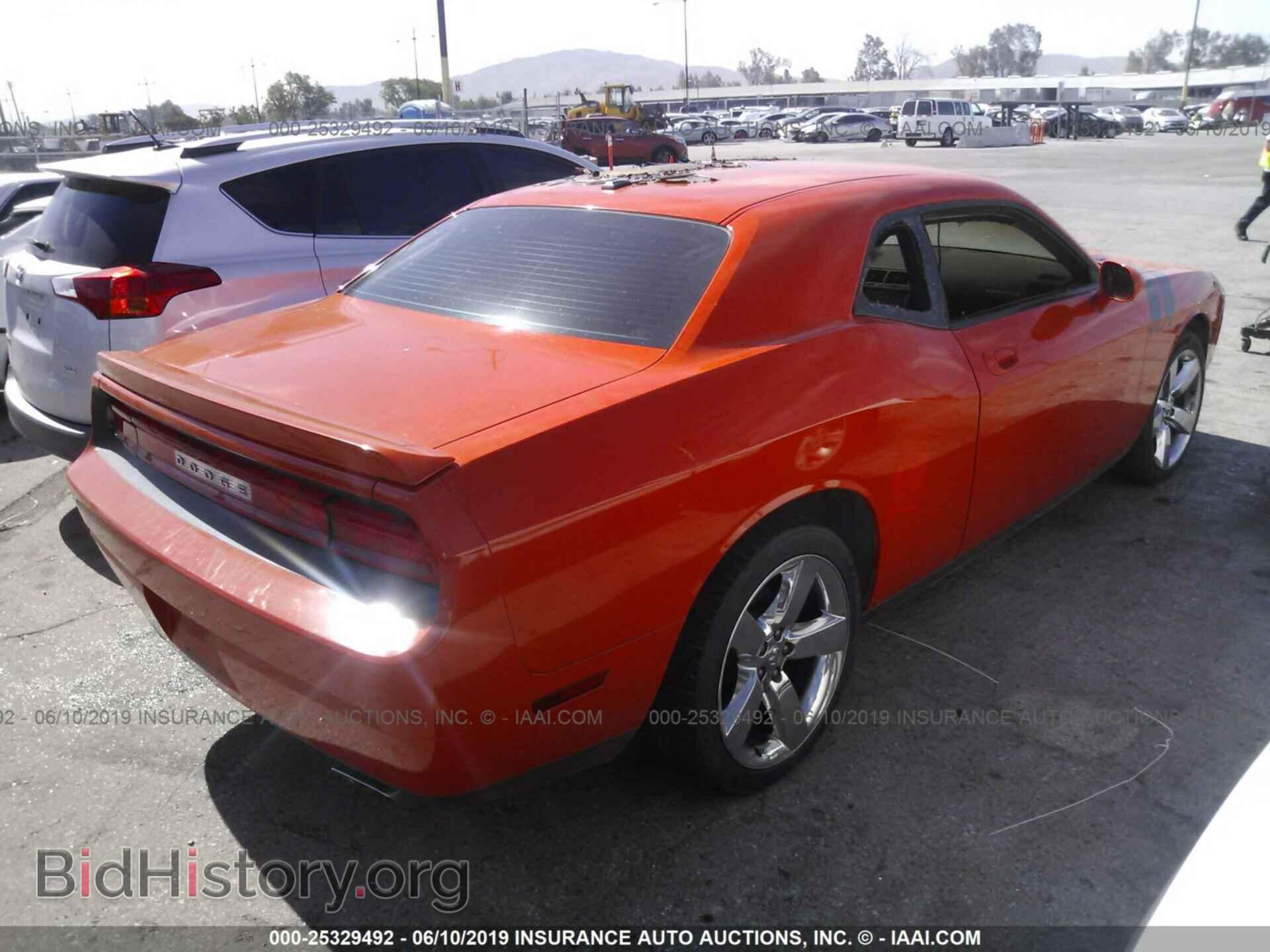 2010 DODGE CHALLENGER - VIN: 2B3CJ5DTXAH281797 - Photo 4