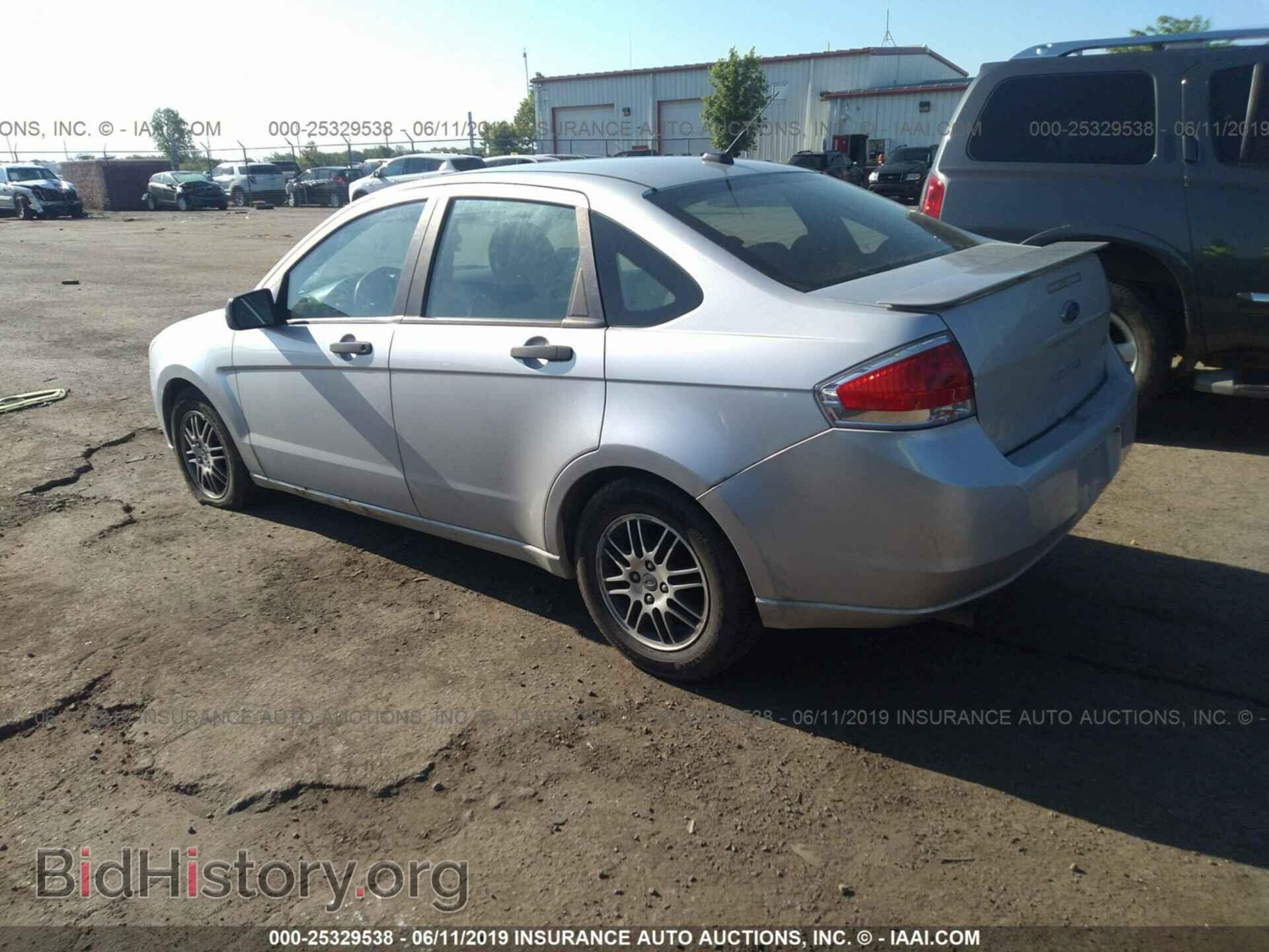 2011 FORD FOCUS - VIN: 1FAHP3FN7BW146601 - Фото 3