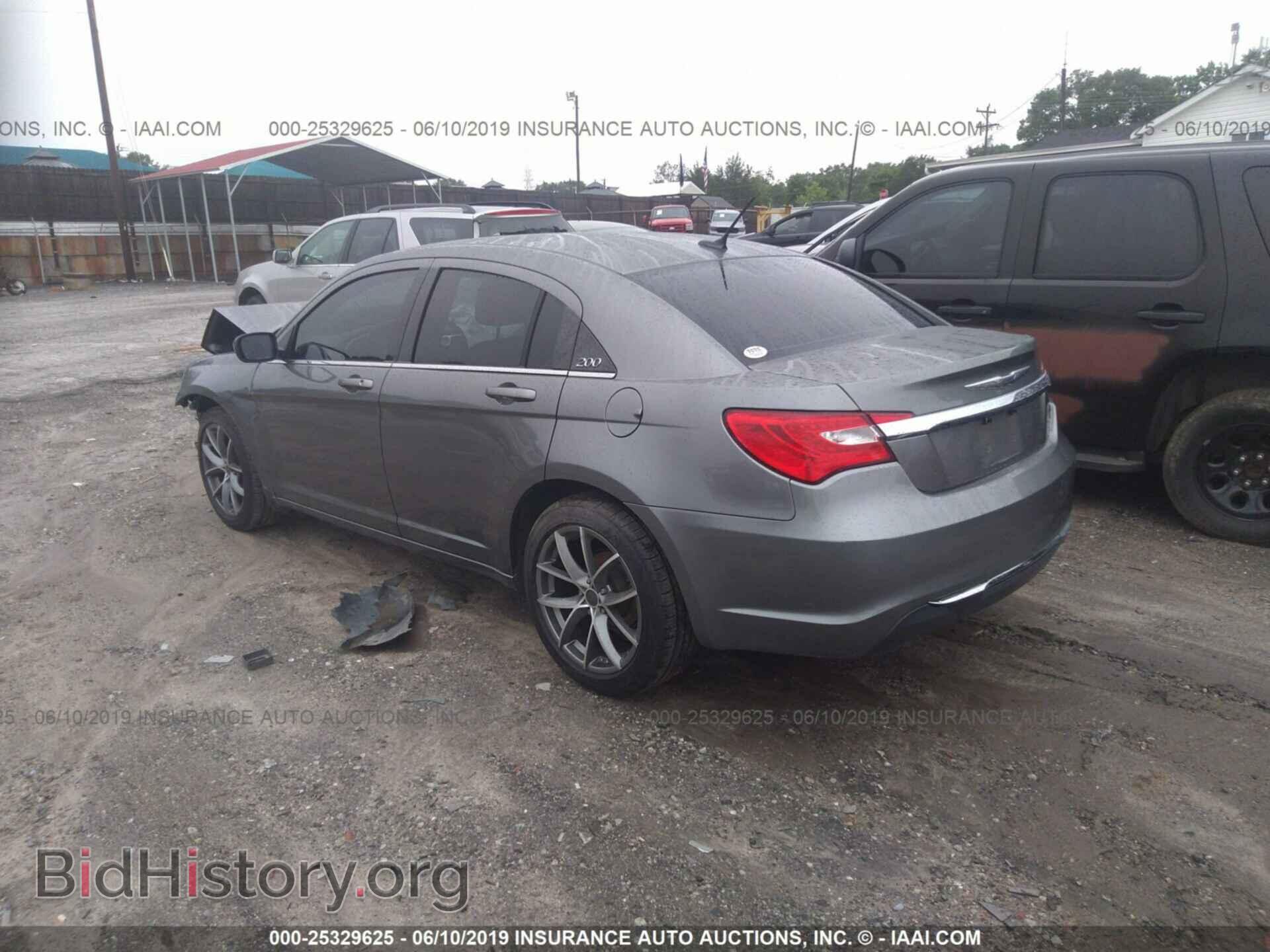 2012 CHRYSLER 200 - VIN: 1C3CCBAB9CN318534 - Фото 3