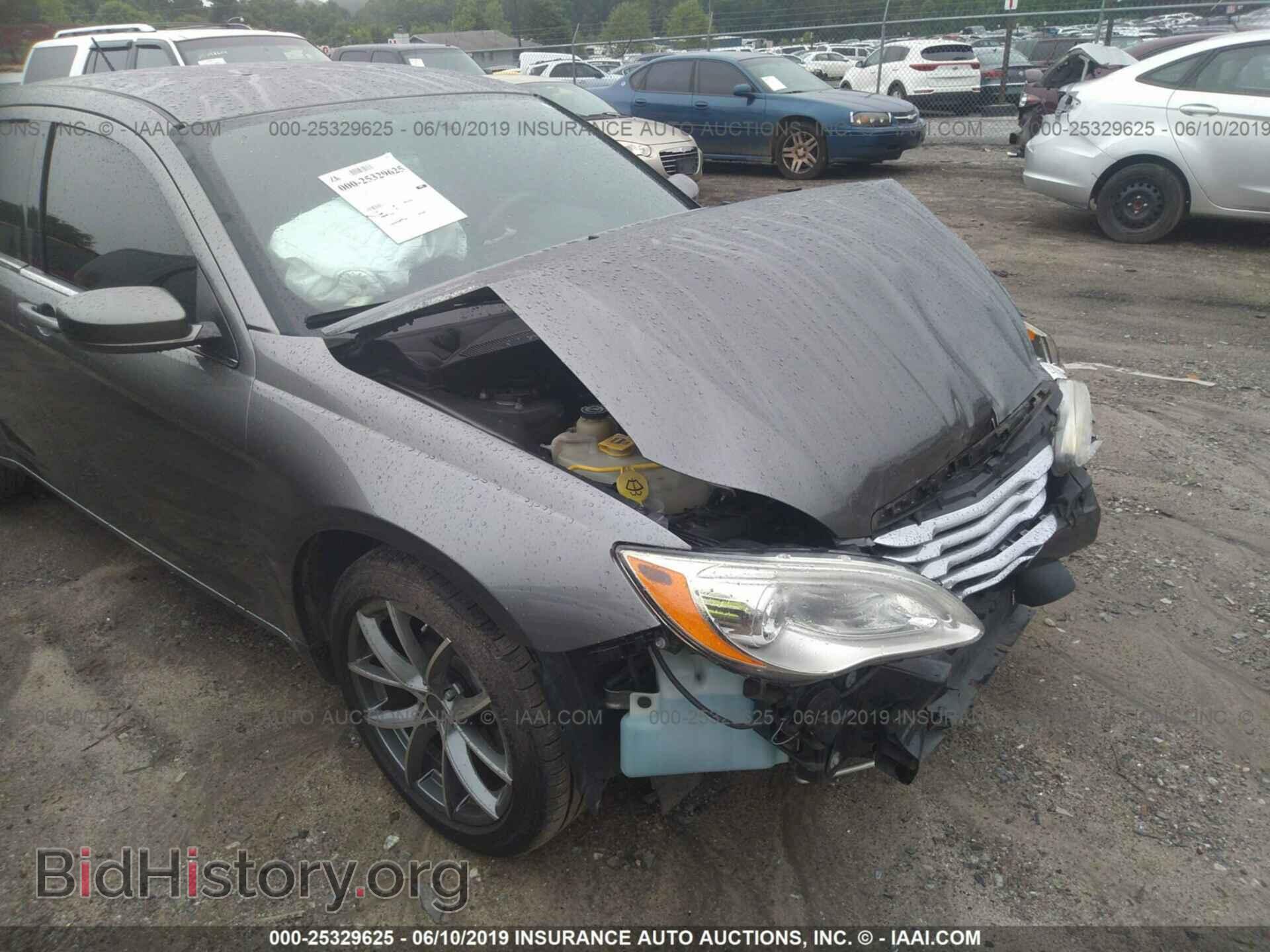 2012 CHRYSLER 200 - VIN: 1C3CCBAB9CN318534 - Фото 6