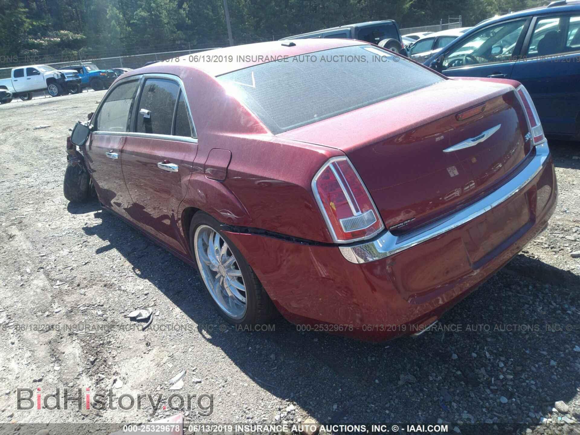 2014 CHRYSLER 300C - VIN: 2C3CCAEG4EH354904 - Фото 3