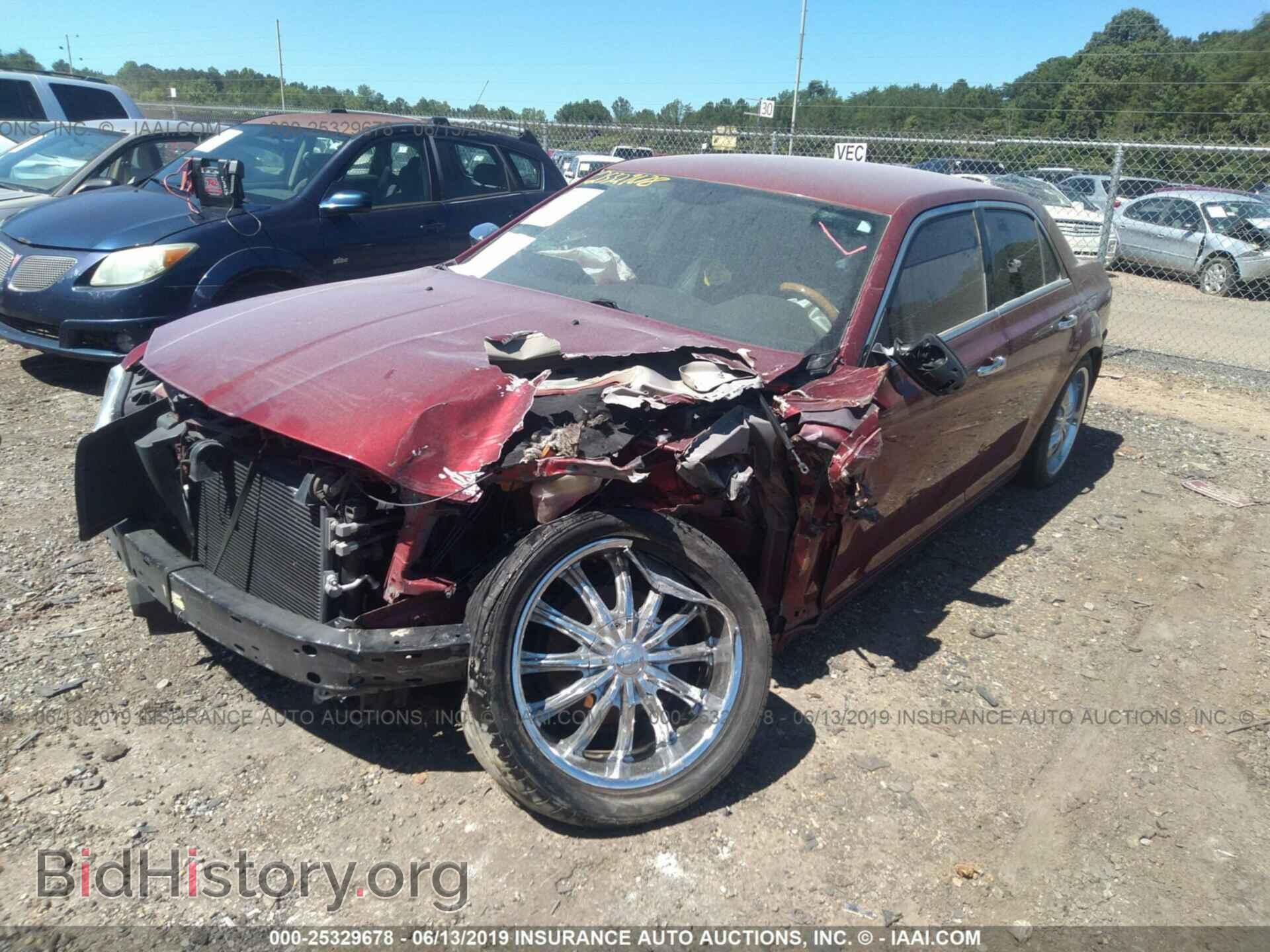 2014 CHRYSLER 300C - VIN: 2C3CCAEG4EH354904 - Фото 6