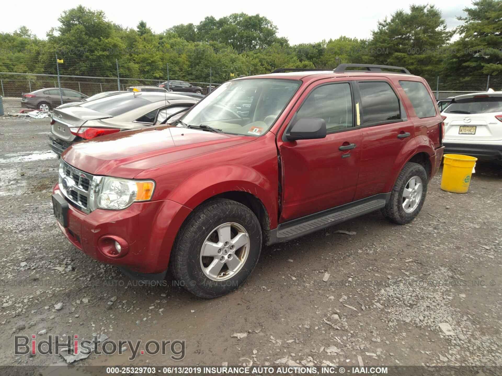 2009 FORD ESCAPE - VIN: 1FMCU03779KA20799 - Фото 2