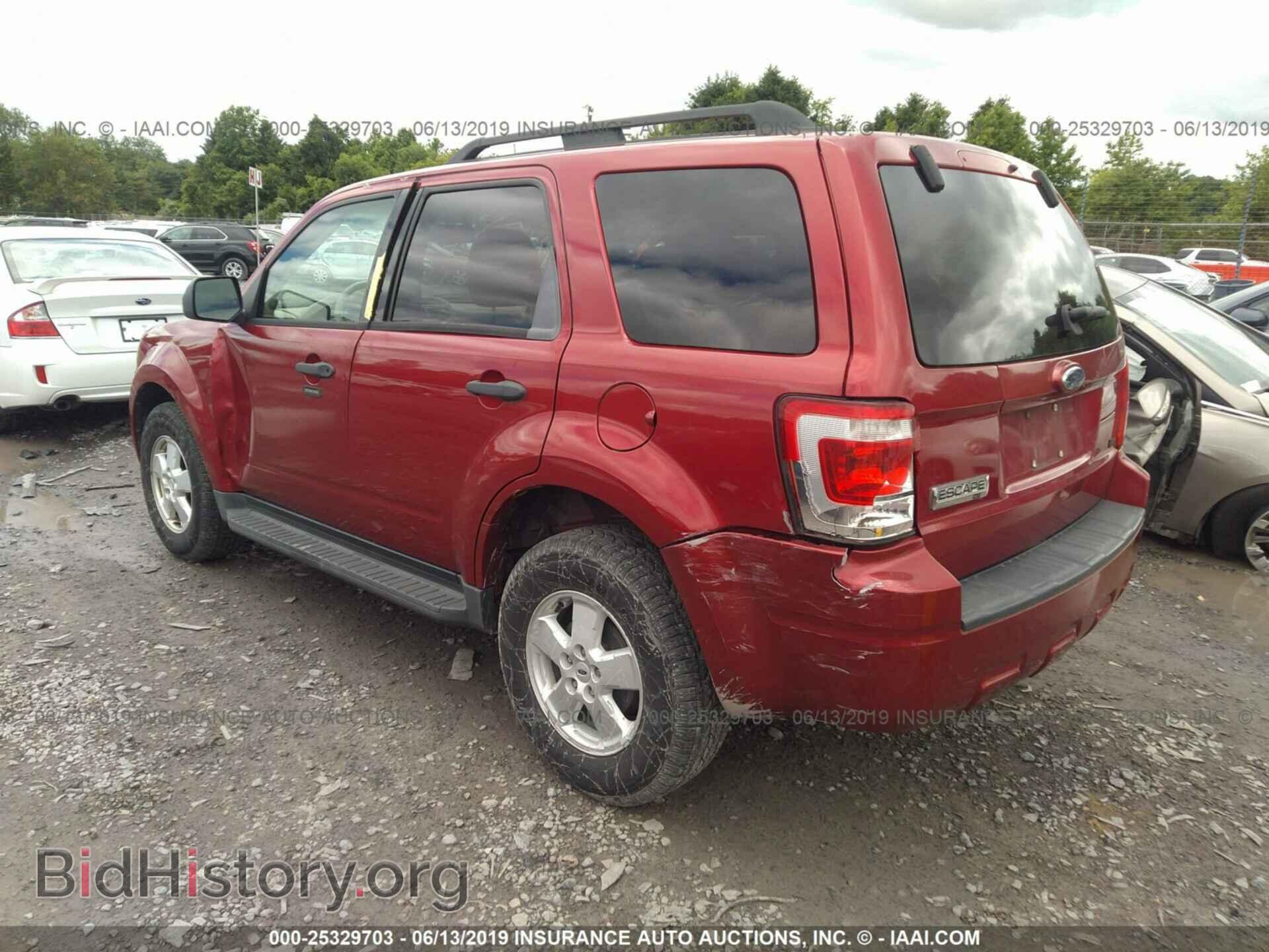 2009 FORD ESCAPE - VIN: 1FMCU03779KA20799 - Фото 3