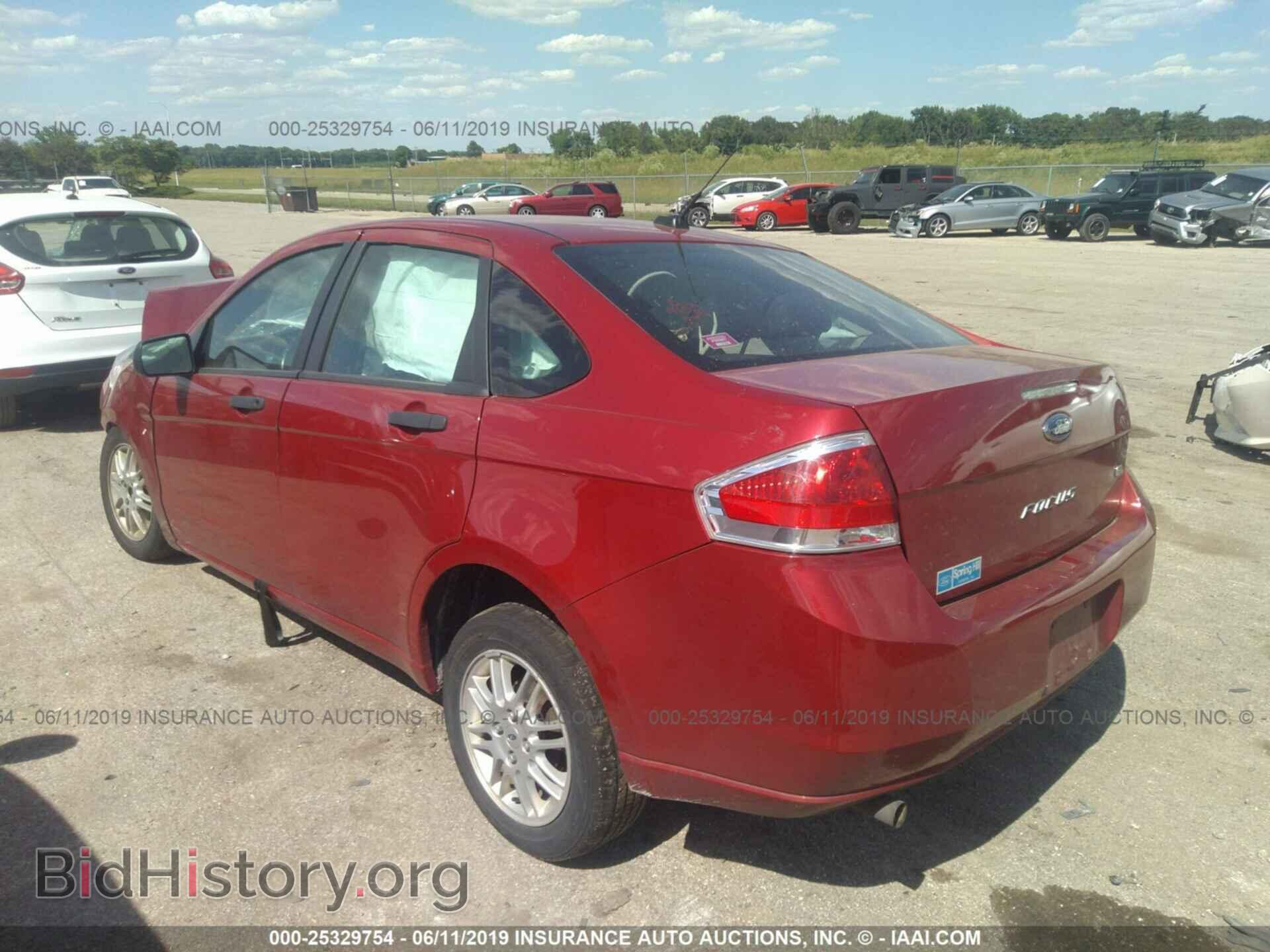 2011 FORD FOCUS - VIN: 1FAHP3FN1BW187869 - Фото 3