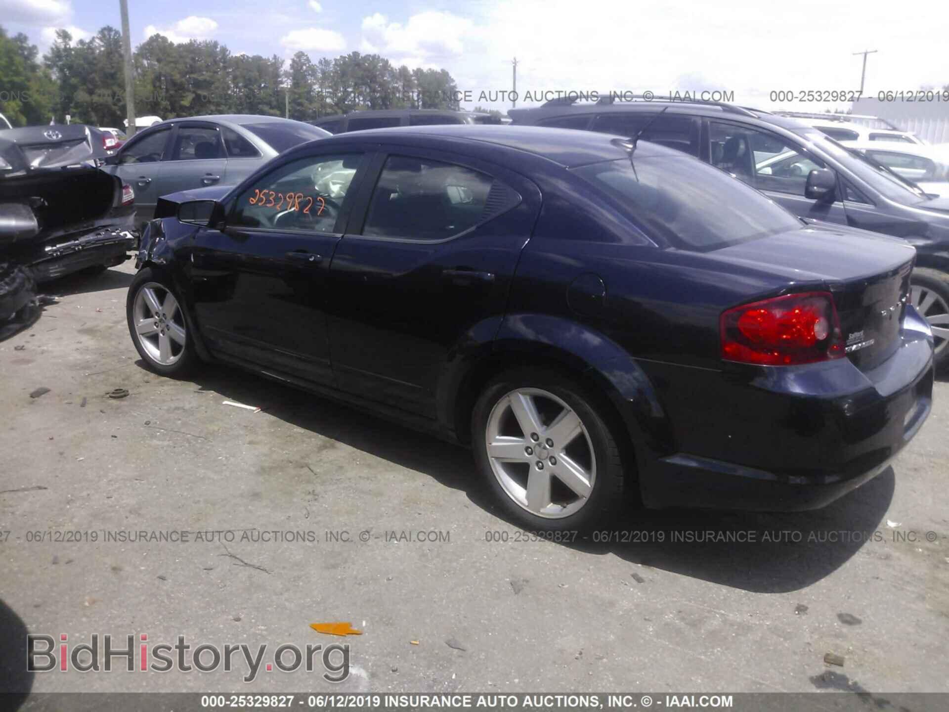 2011 DODGE AVENGER - VIN: 1B3BD1FB8BN557015 - Фото 3