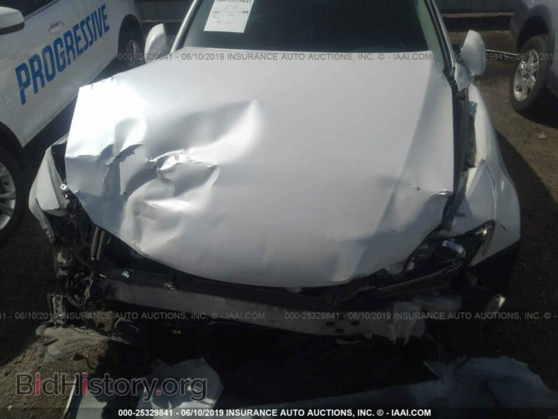 2011 Lexus IS (VIN JTHCF5C20B5046423) — фото 6 из 10