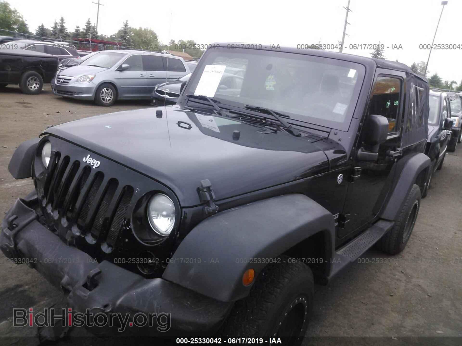 2011 JEEP WRANGLER - VIN: 1J4AA2D18BL620963 - Фото 2