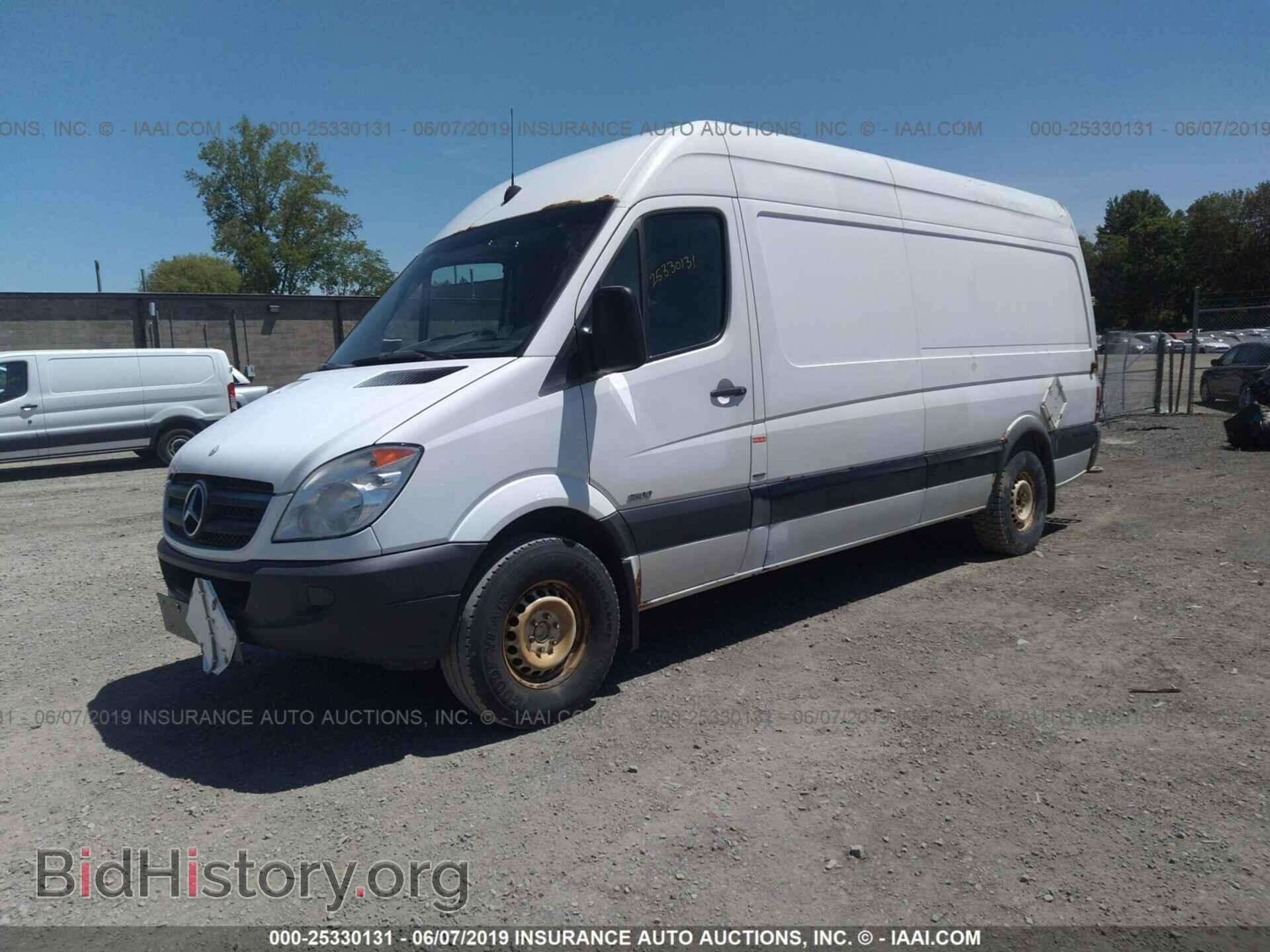 2011 MERCEDES-BENZ SPRINTER - VIN: WD3PE8CB7B5591004 - Фото 2