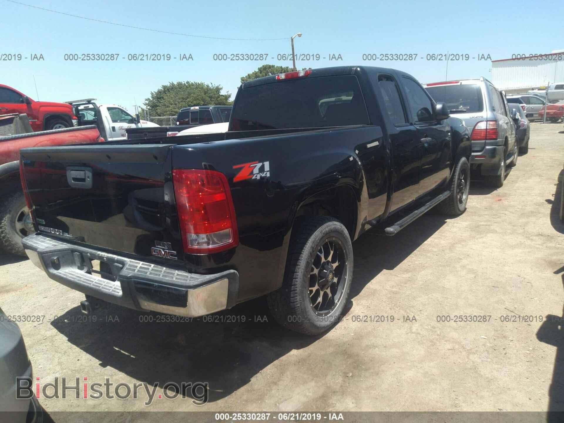 2011 GMC SIERRA - VIN: 1GTR2VE35BZ259275 - Фото 4