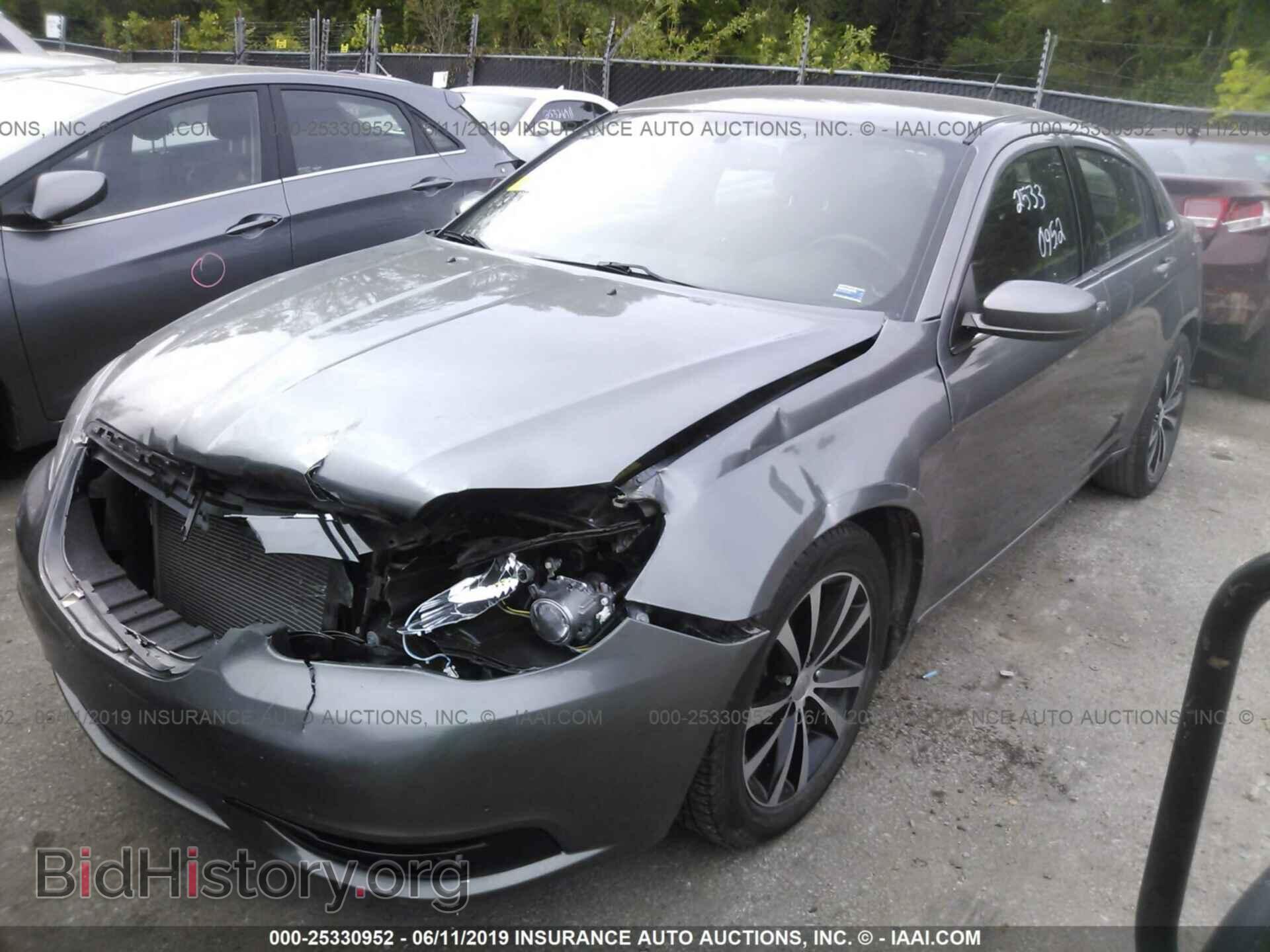 2013 CHRYSLER 200 - VIN: 1C3CCBBG4DN715306 - Photo 2