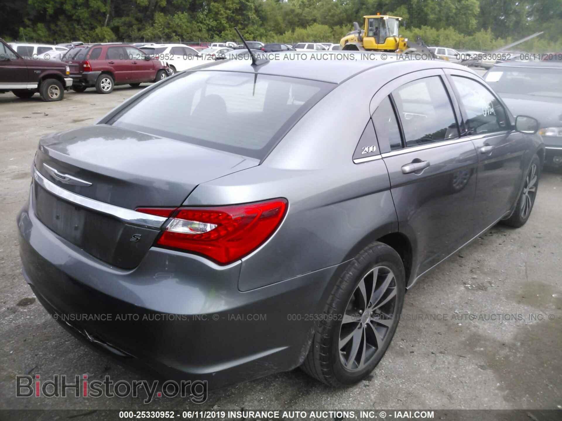 2013 CHRYSLER 200 - VIN: 1C3CCBBG4DN715306 - Photo 4