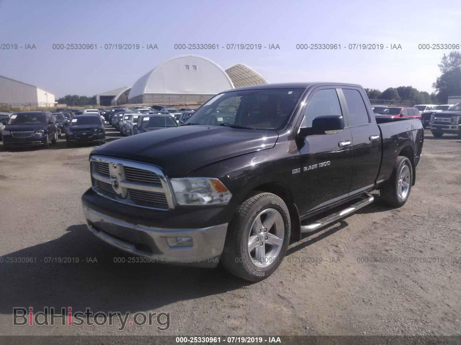2011 DODGE RAM 1500 - VIN: 1D7RV1GT7BS552560 - Фото 2