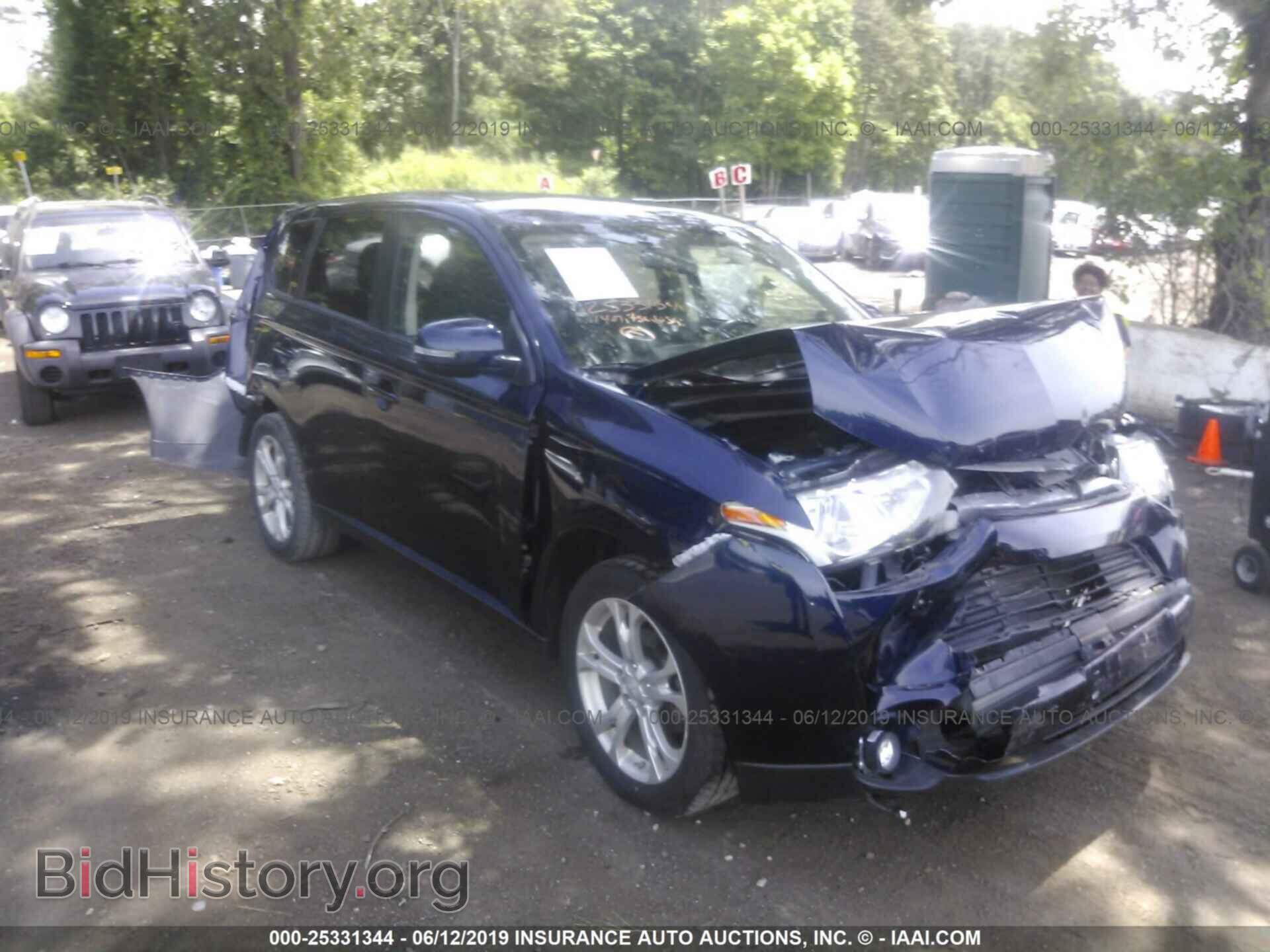 Photo JA4AD3A30EZ020197 - MITSUBISHI OUTLANDER 2014