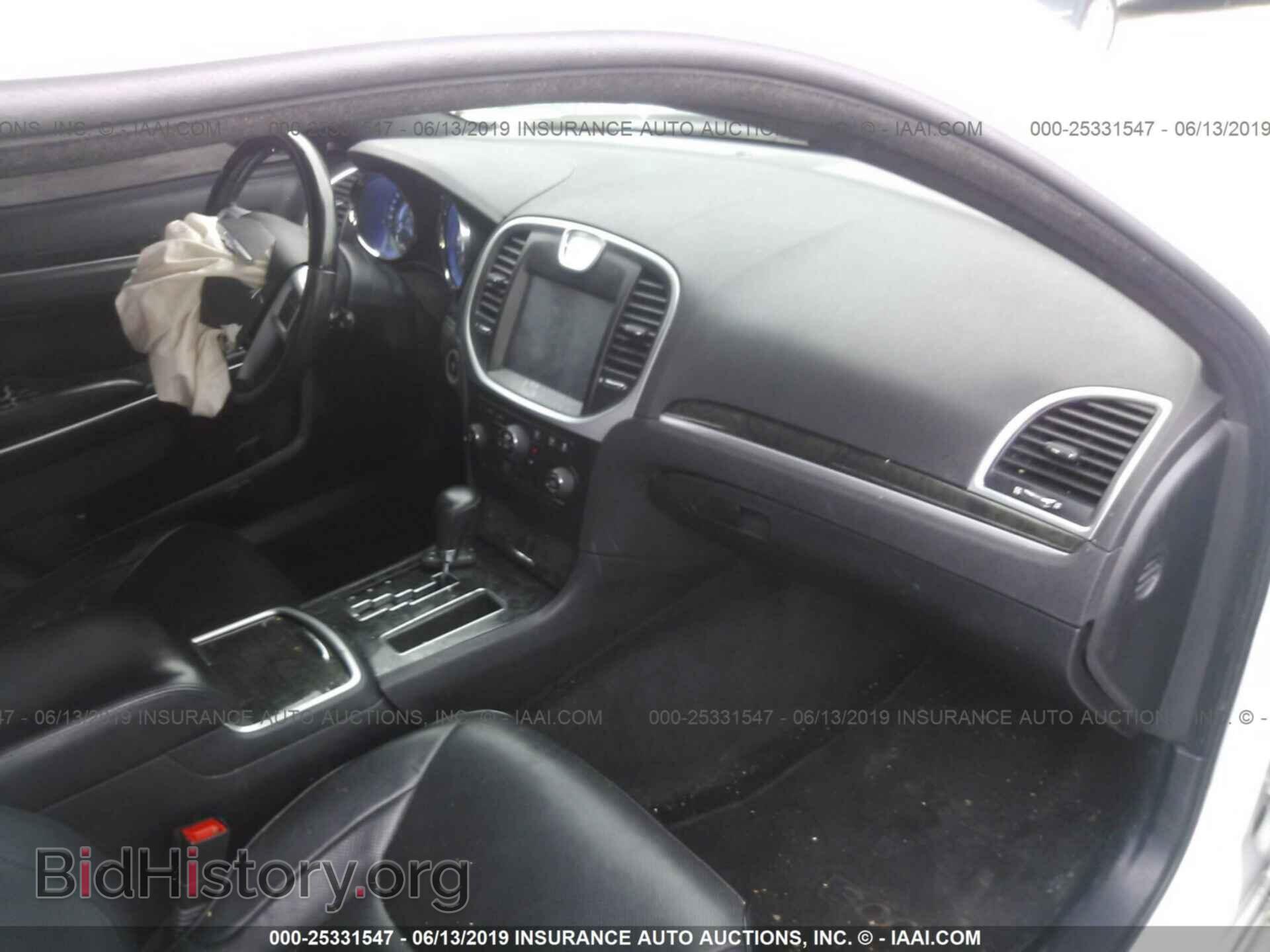2014 CHRYSLER 300C - VIN: 2C3CCAET0EH117825 - Photo 5