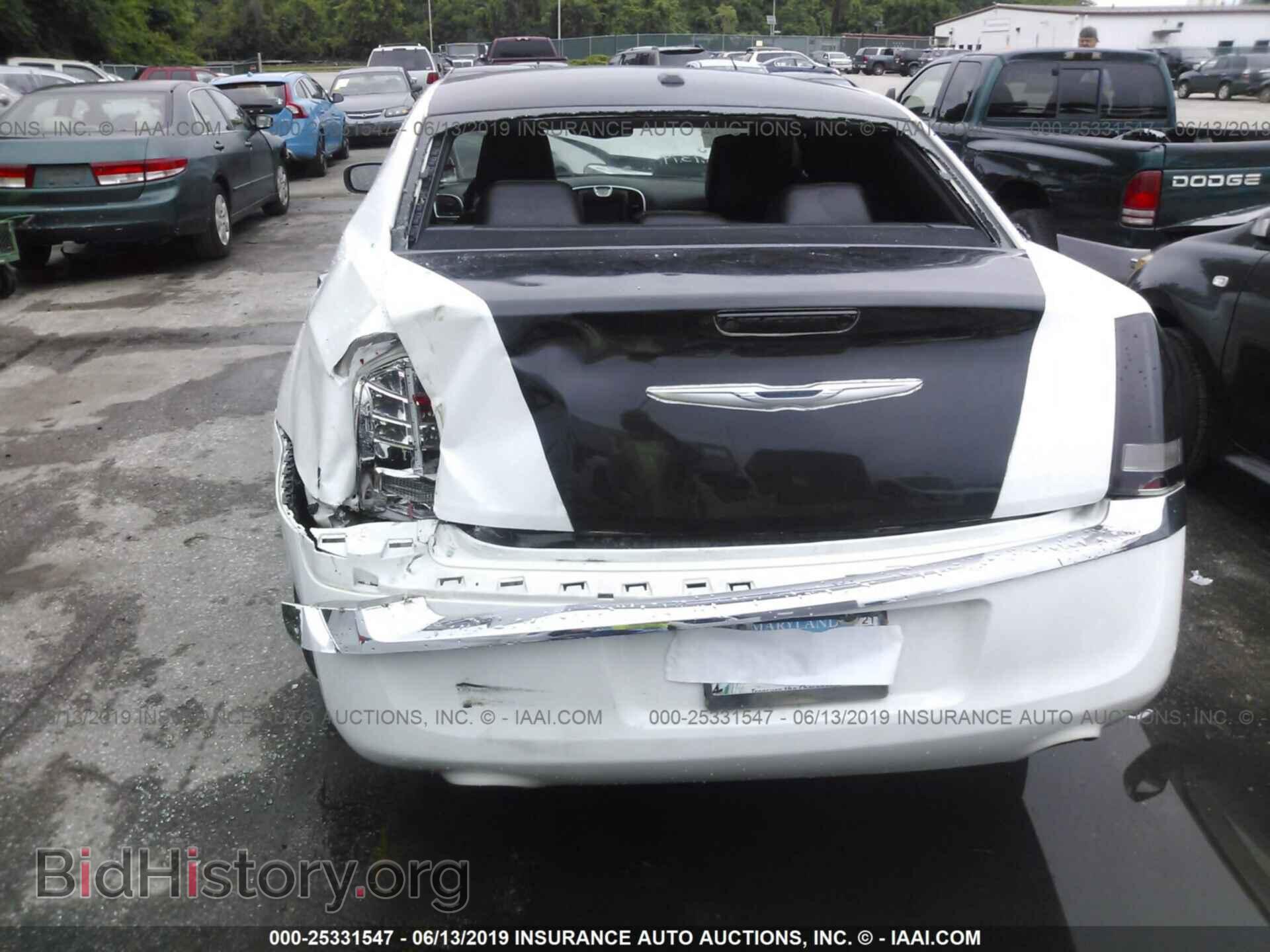 2014 CHRYSLER 300C - VIN: 2C3CCAET0EH117825 - Photo 6