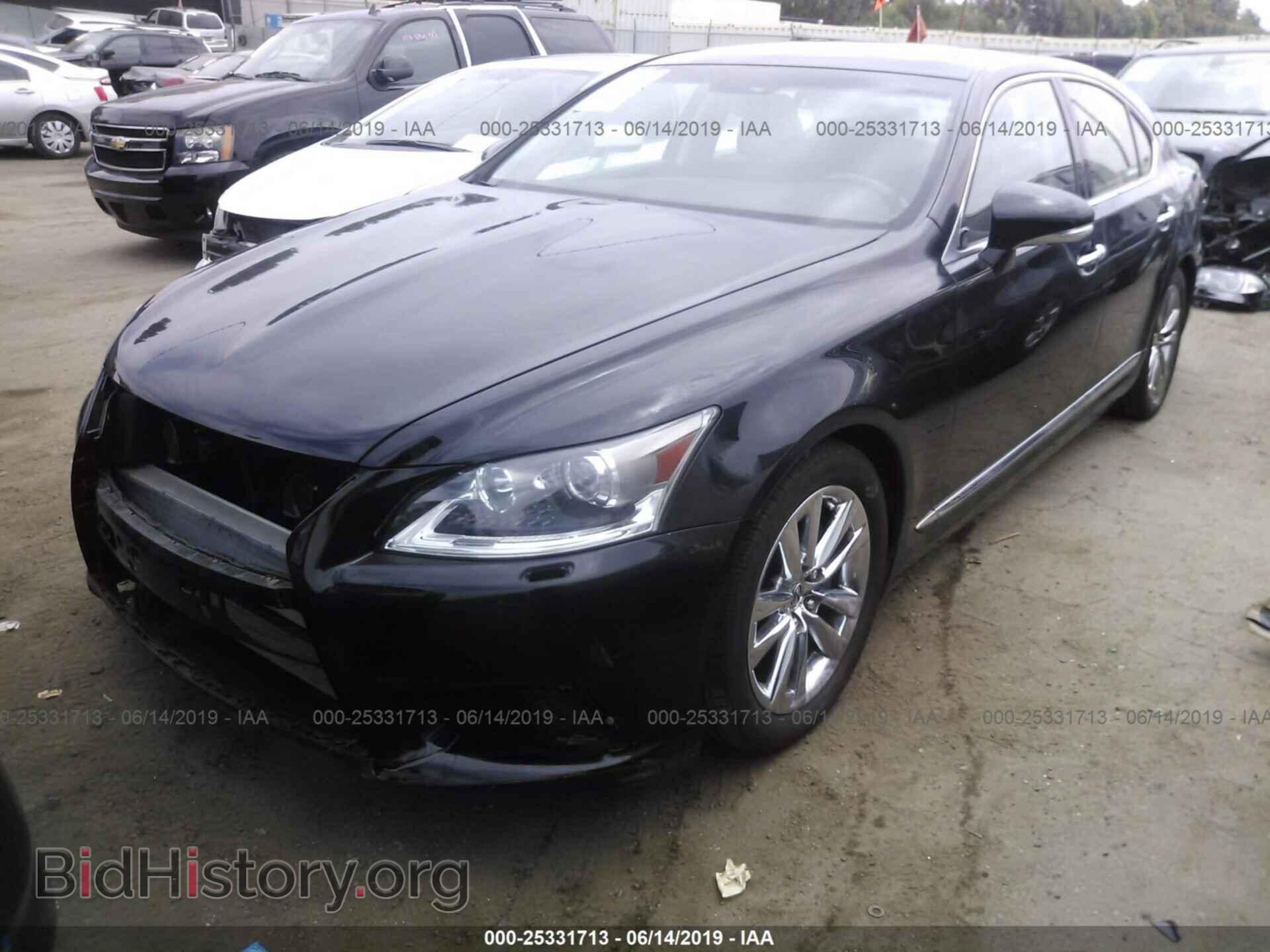 2016 LEXUS LS - VIN: JTHBL5EF2G5139164 - Фото 2