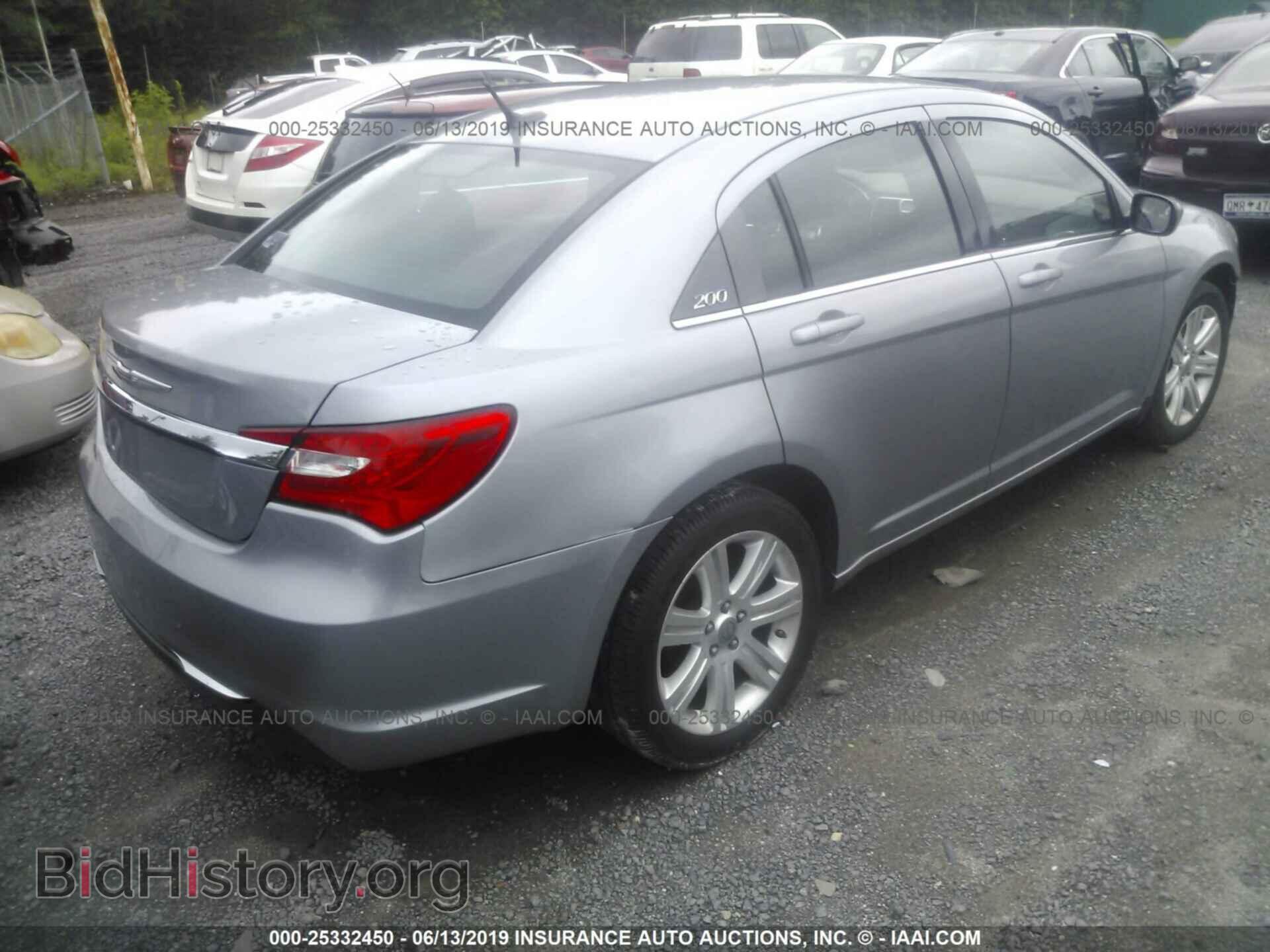 2013 CHRYSLER 200 - VIN: 1C3CCBBB5DN629751 - Photo 4