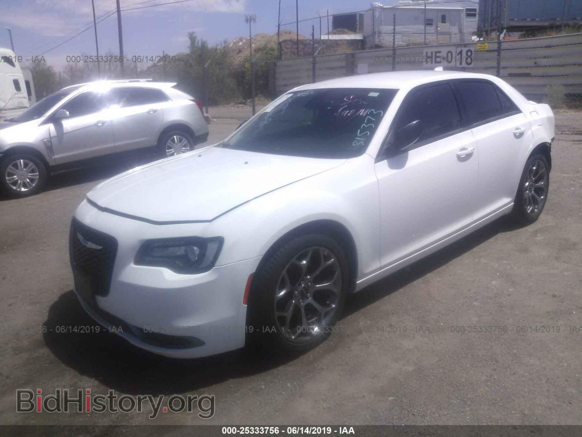 2018 CHRYSLER 300 - VIN: 2C3CCAAG2JH315373 - Фото 2