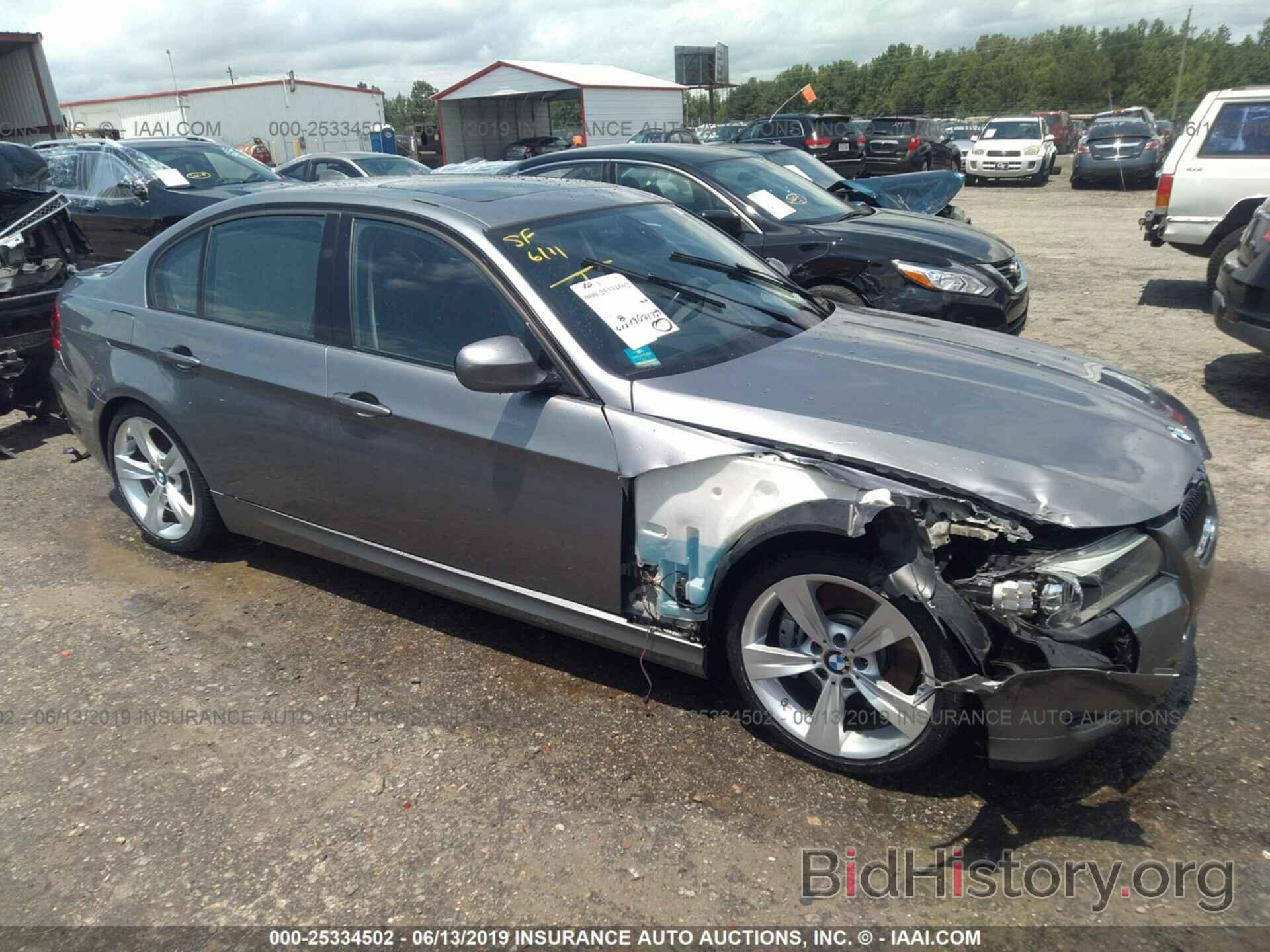 Photo WBAPM5C54BE435873 - BMW 335 2011